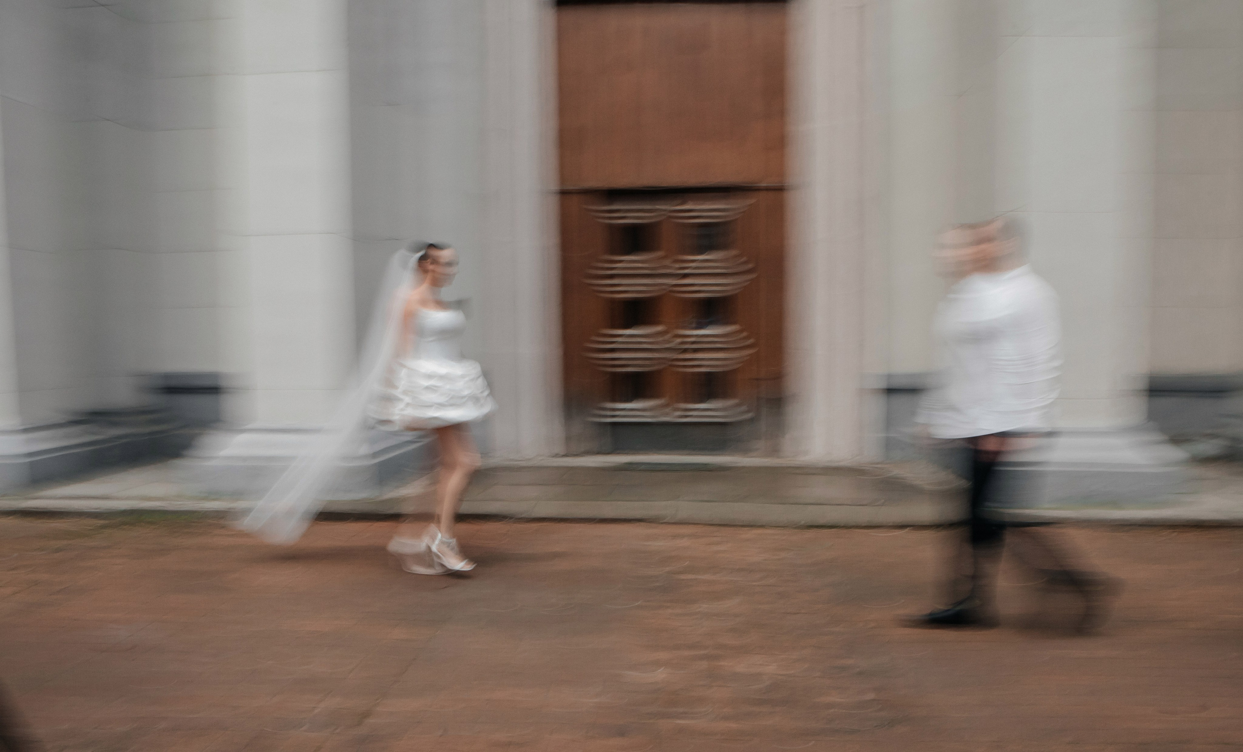 Свадебная прогулка Сергей и Вика. Свадебный и семейный фотограф Ибрагимова Мария из Екатеринбурга