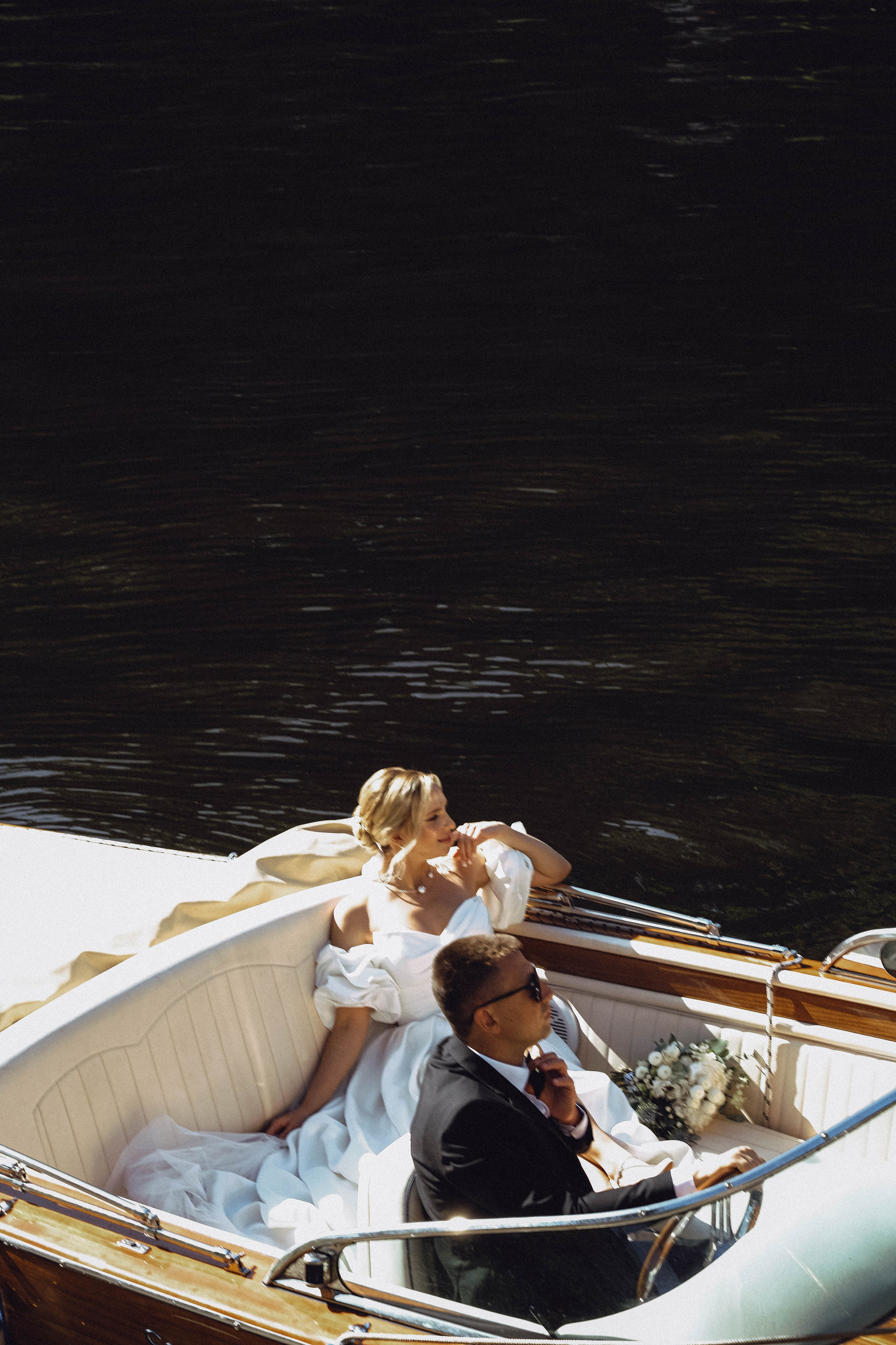 СВАДЕБГНАЯ ПРОГУЛКА ПО КАНАЛ САНКТ-ПЕТЕРБУРГА НА КАТЕРЕ. Профессиональный фотограф, Санкт-Петербург — Виктория Богомолова