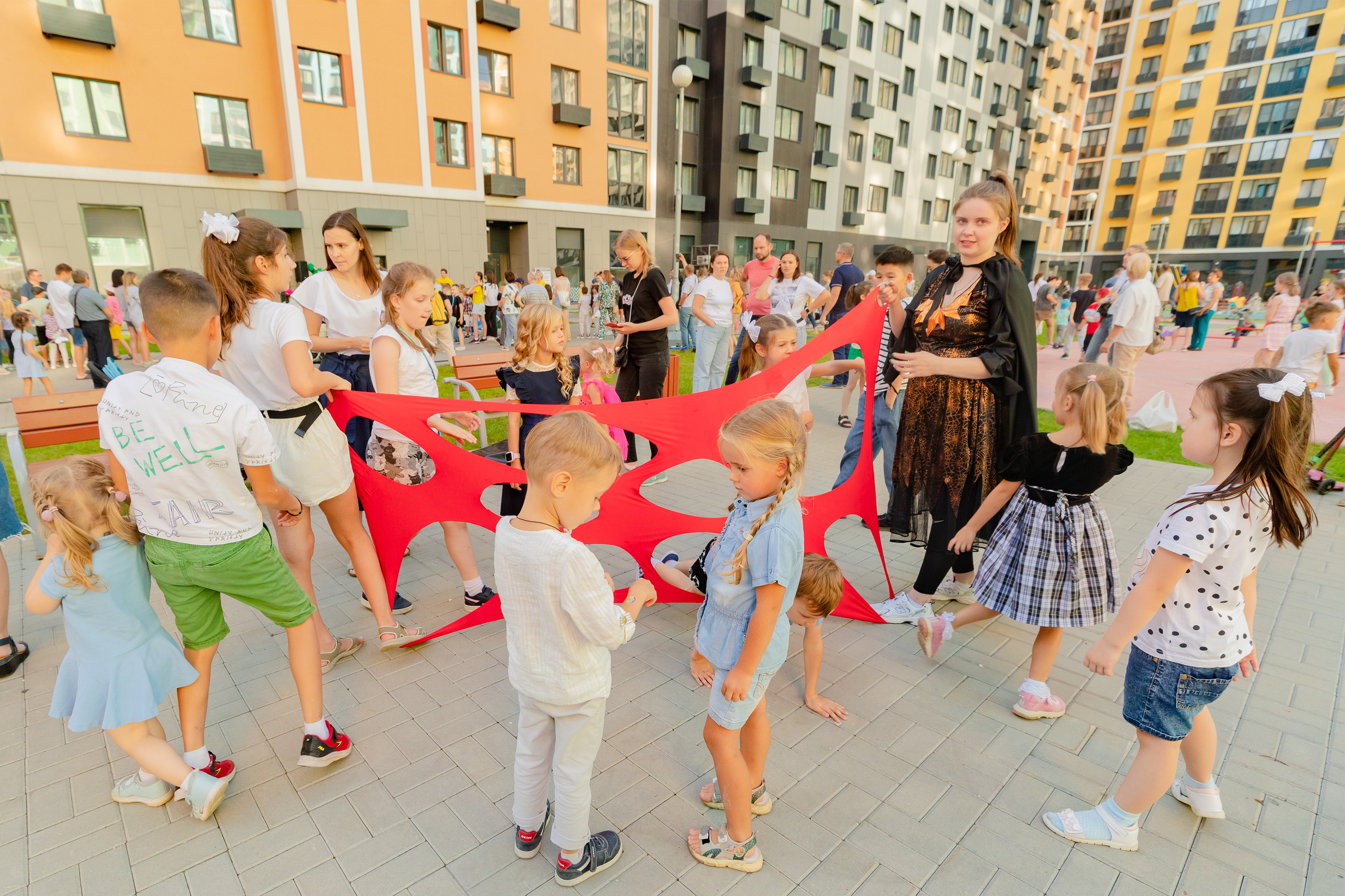 Праздник для жителей ЖК ЛУЧИ. Виктория Зудина — фотограф в Москве