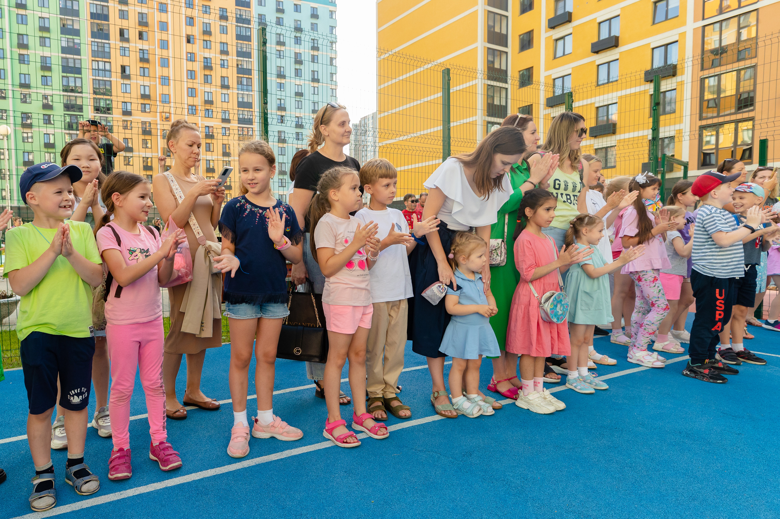 Праздник для жителей ЖК ЛУЧИ. Виктория Зудина — фотограф в Москве