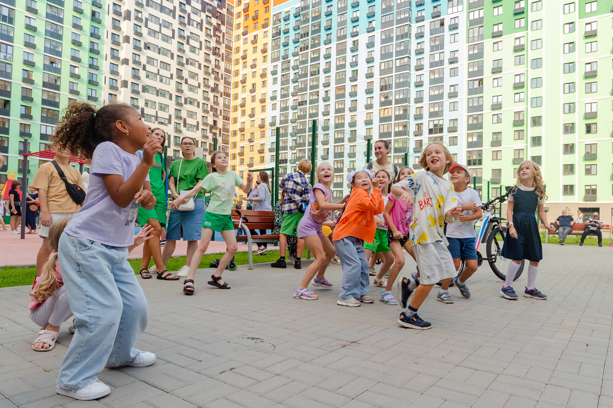 Праздник для жителей ЖК ЛУЧИ. Виктория Зудина — фотограф в Москве