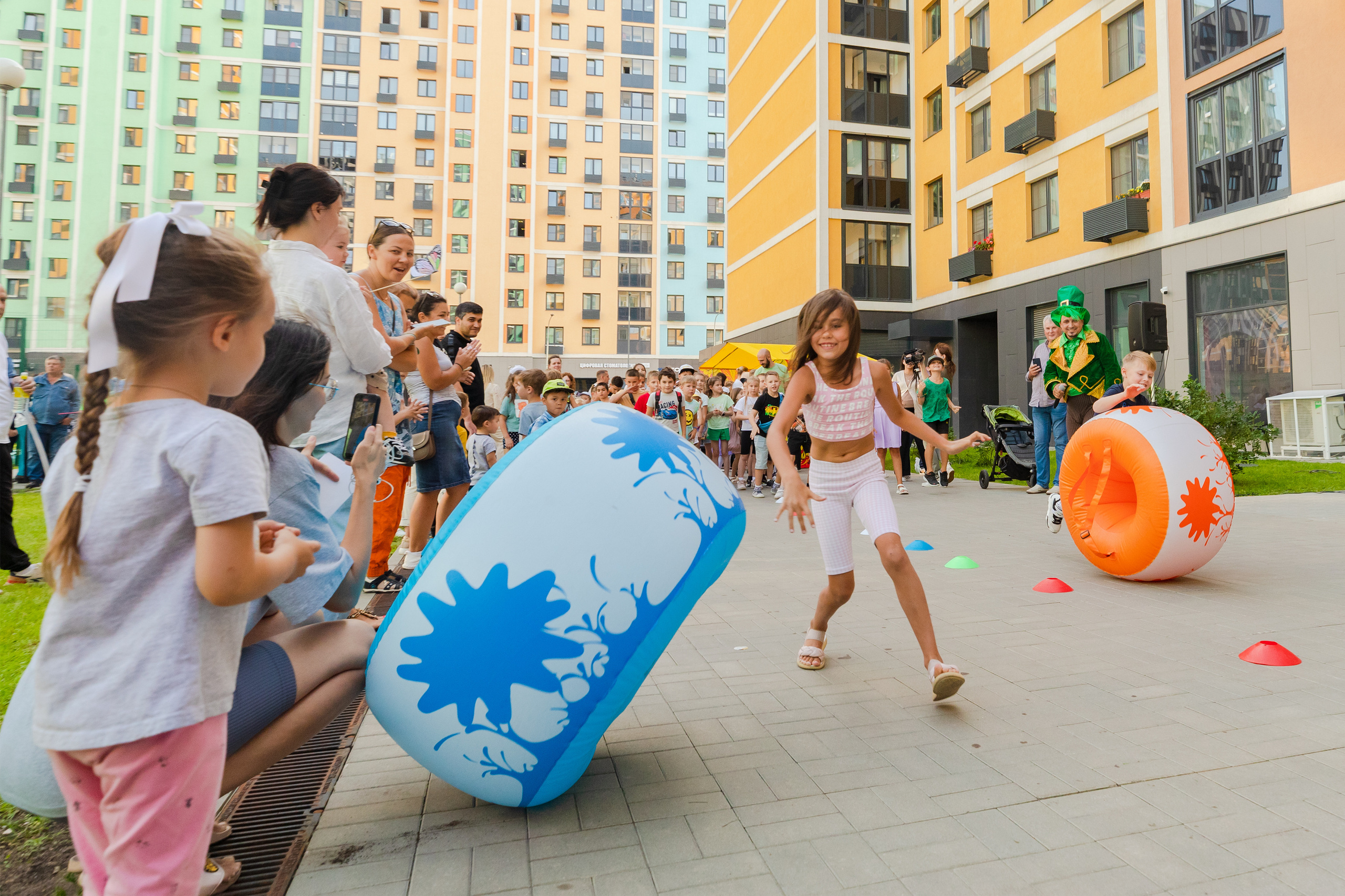 Праздник для жителей ЖК ЛУЧИ. Виктория Зудина — фотограф в Москве
