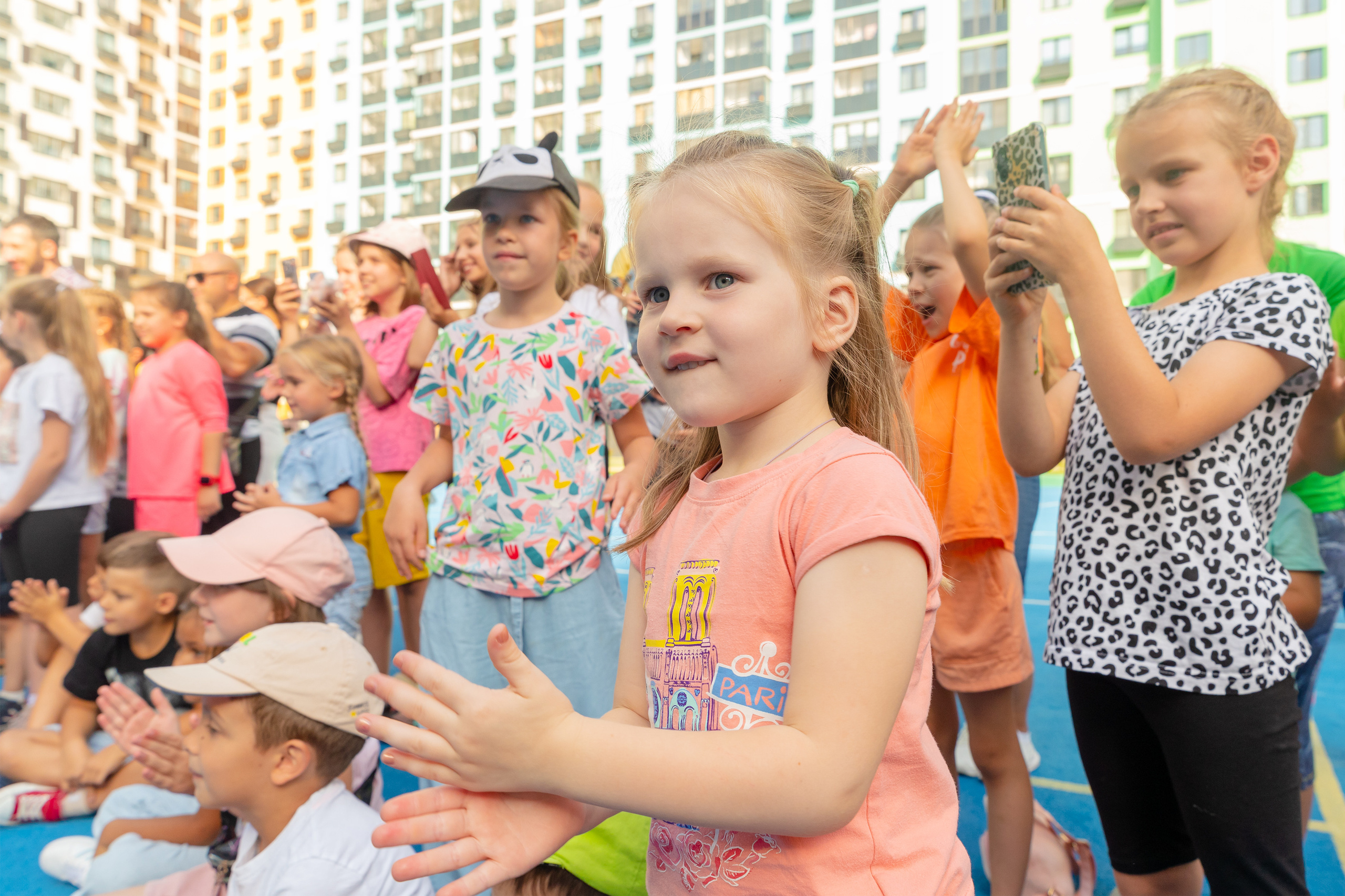 Праздник для жителей ЖК ЛУЧИ. Виктория Зудина — фотограф в Москве