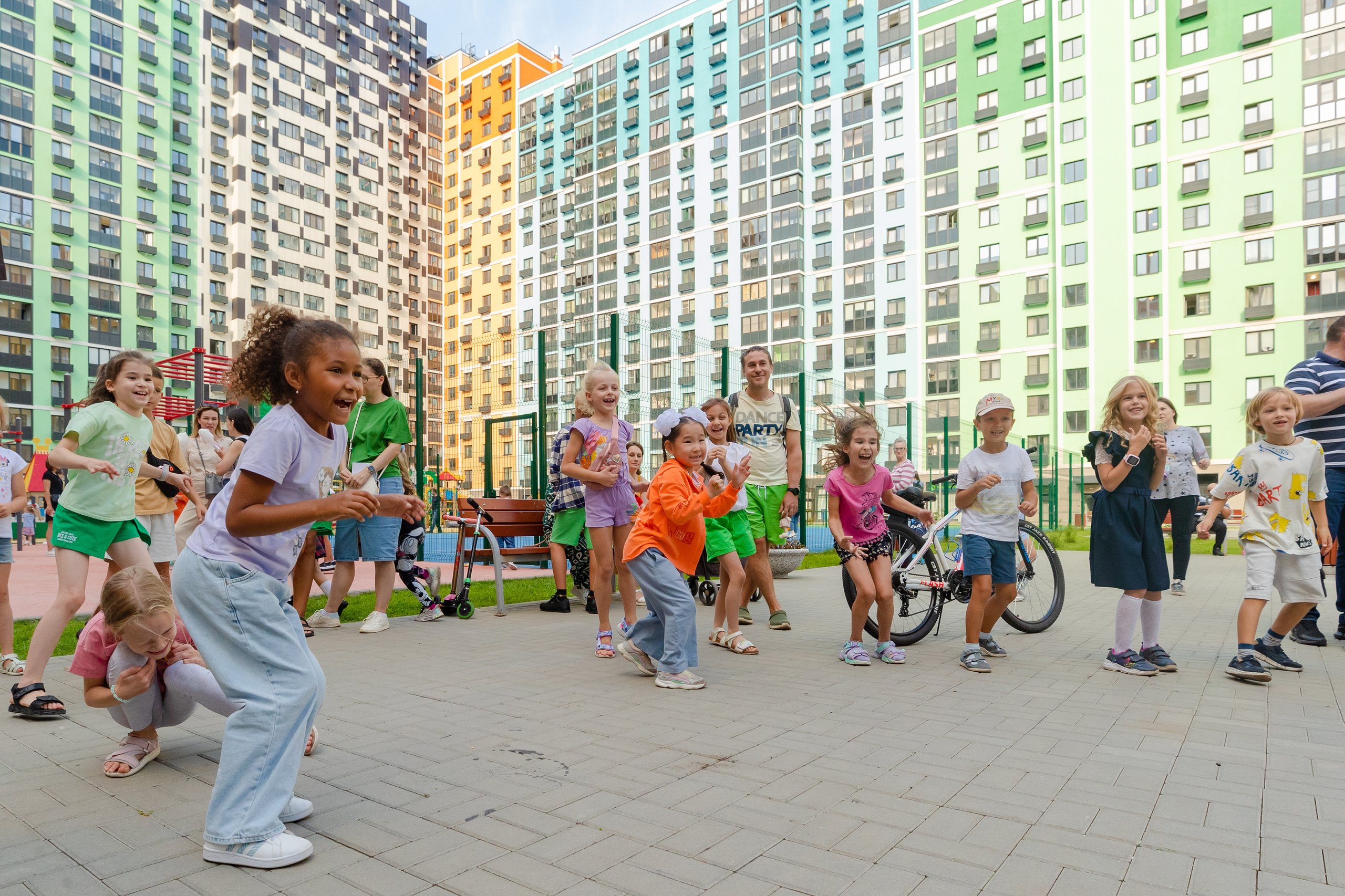 Праздник для жителей ЖК ЛУЧИ. Виктория Зудина — фотограф в Москве