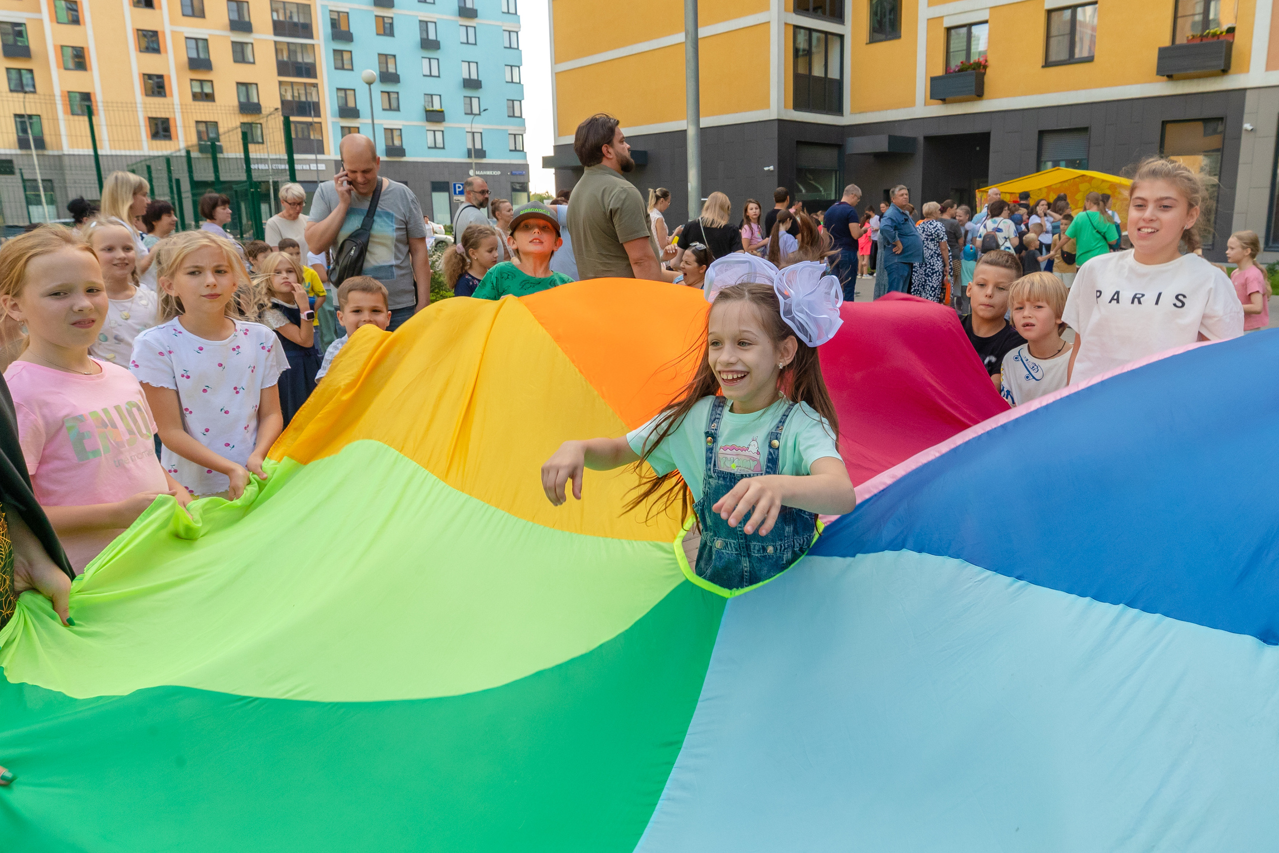 Праздник для жителей ЖК ЛУЧИ. Виктория Зудина — фотограф в Москве