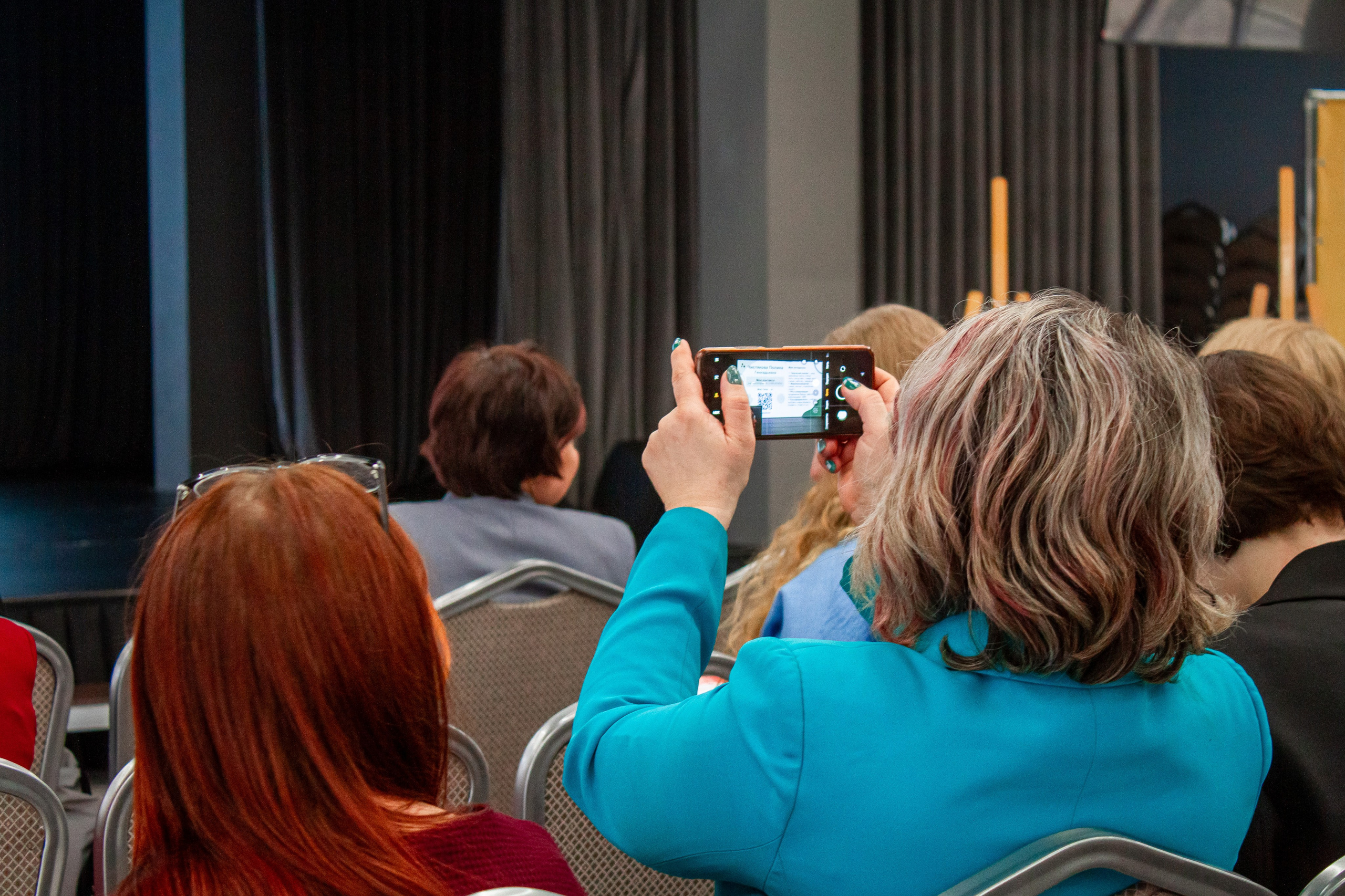 Ярмарка вакансий в Екатеринбургской академии современного искусства 2025