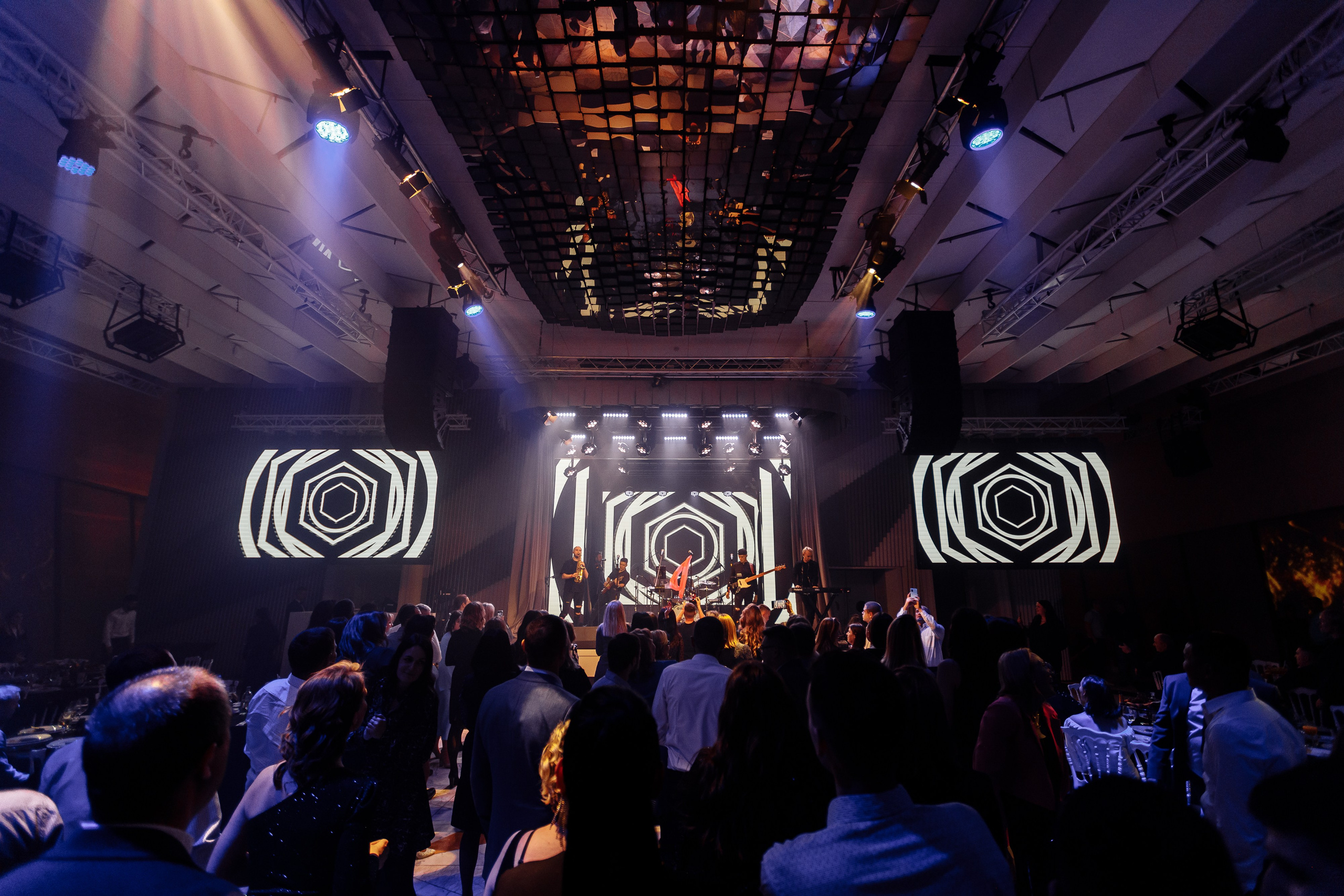 Корпоратив ПолСтраны. Свадебный и портретный фотограф в Королёве Сергей Чихарев