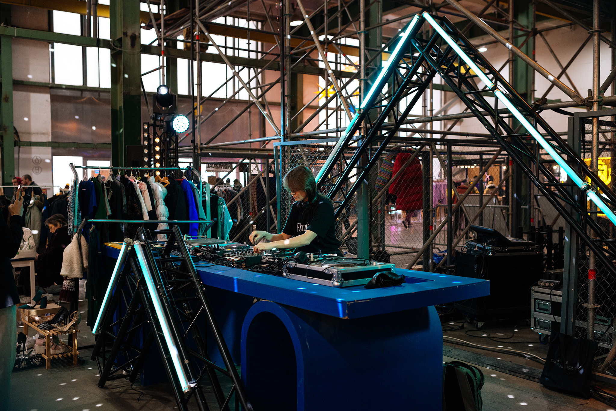 Garage Sail. Декабрь 22. Репортажный фотограф в Санкт-Петербурге Анастасия Клёпова