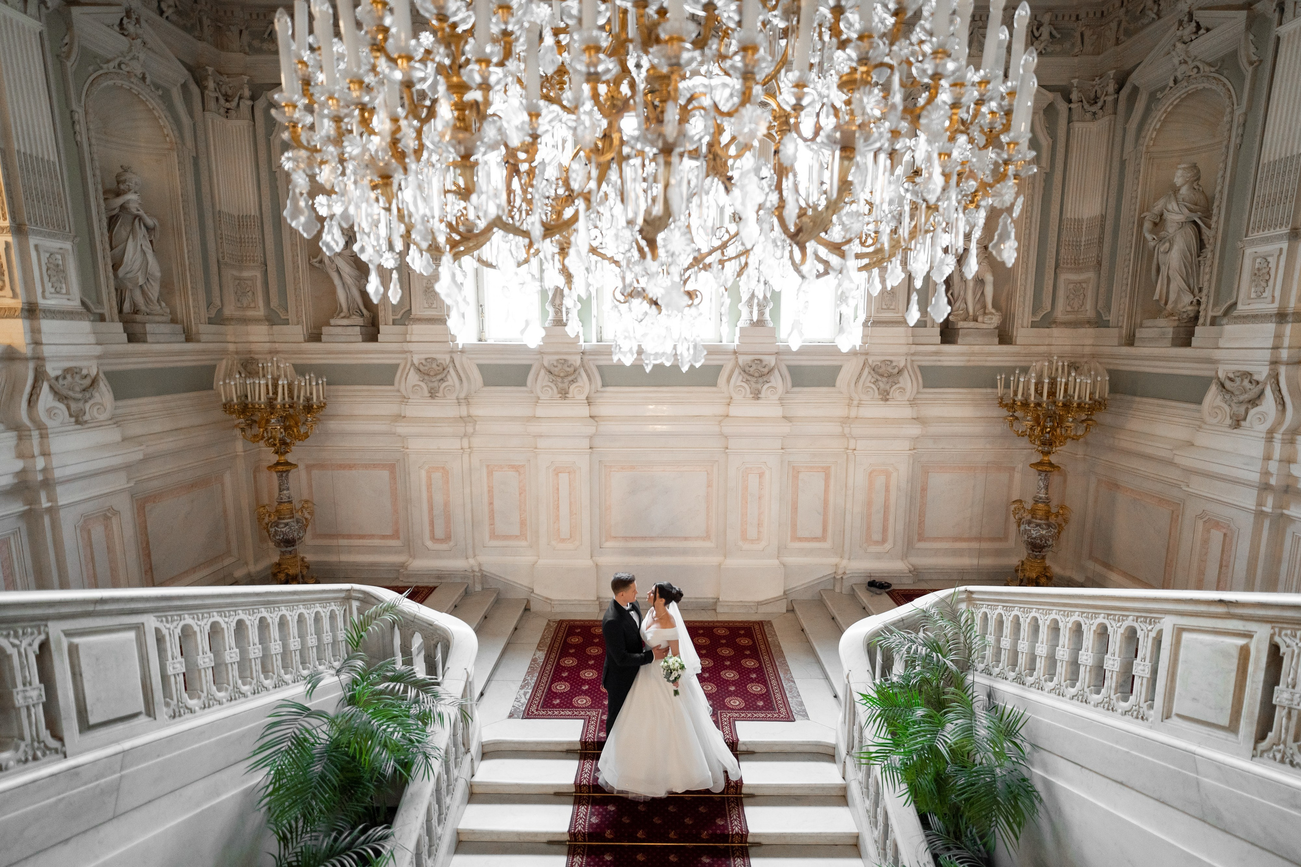 Места для фотосессии зимой в плохую погоду в Санкт-Петербурге. Свадебный фотограф Александр Невский в Санкт-Петербурге