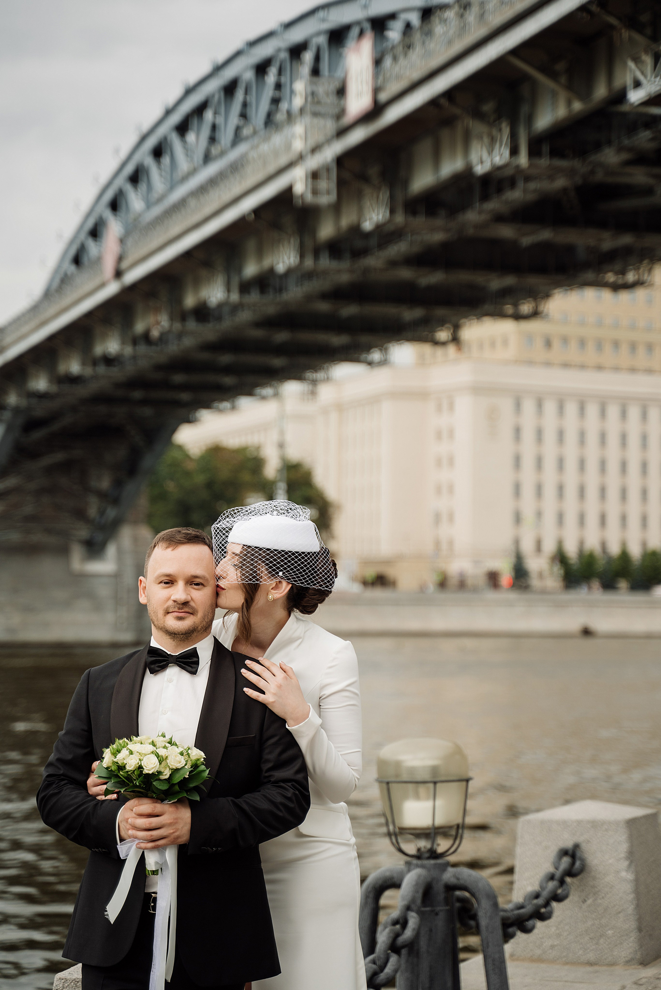 Сборы дома и прогулка на Патриках (полный день). Свадебный фотограф
