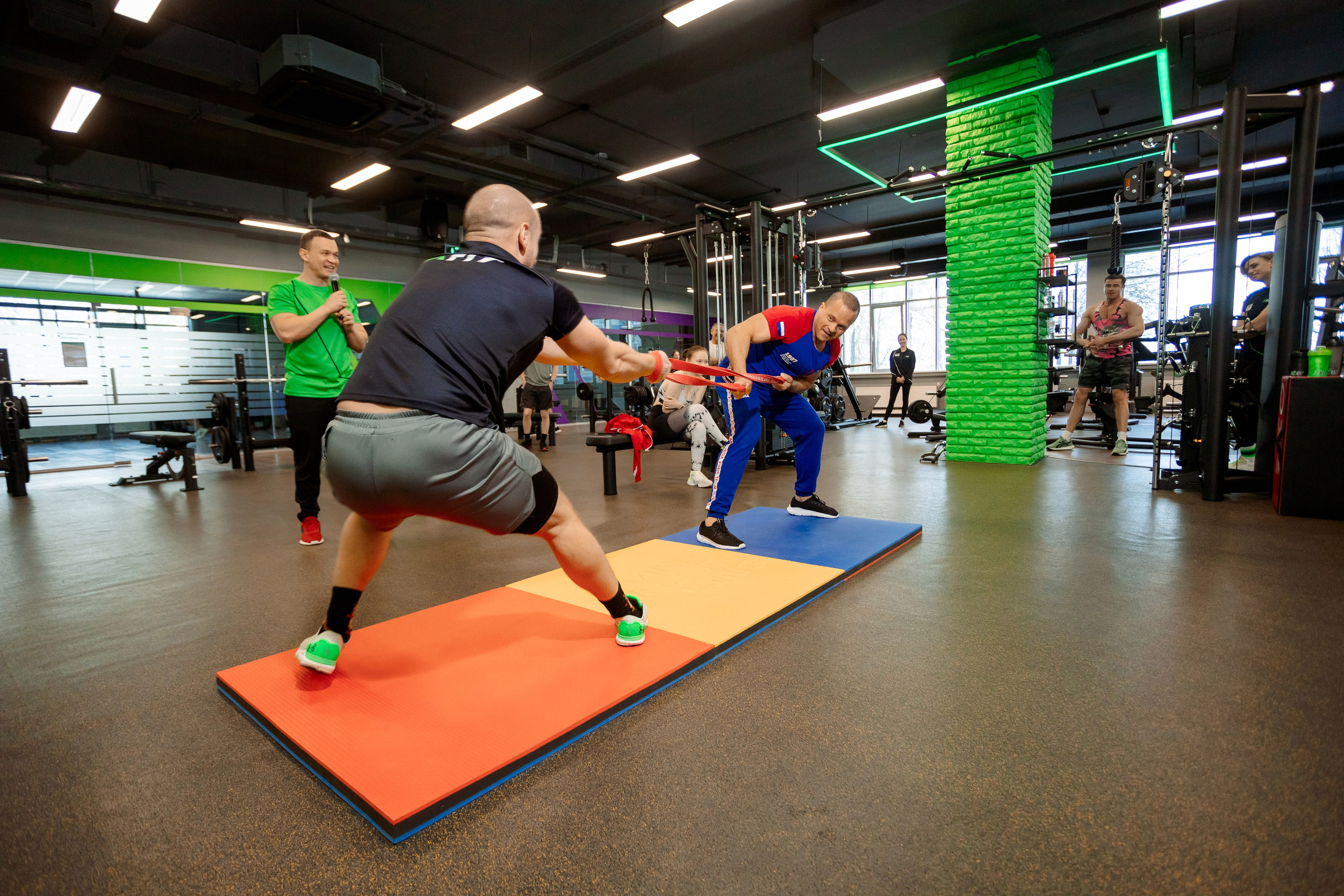 РЕПОРТАЖ: ФИТНЕСС-КЛУБ X-FIT. Профессиональный фотограф в Ижевске Леша Петров