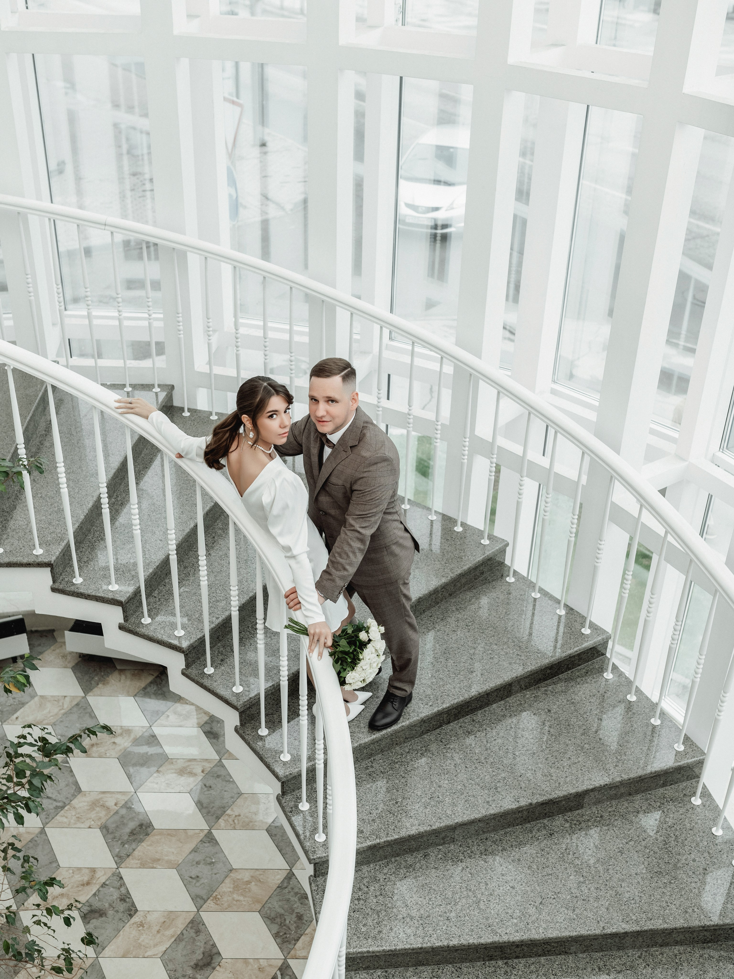 Свадебный фотограф в Центральном Загсе, Новосибирск | Яна Иванова. Семейный и свадебный фотограф в Новосибирске Иванова Яна