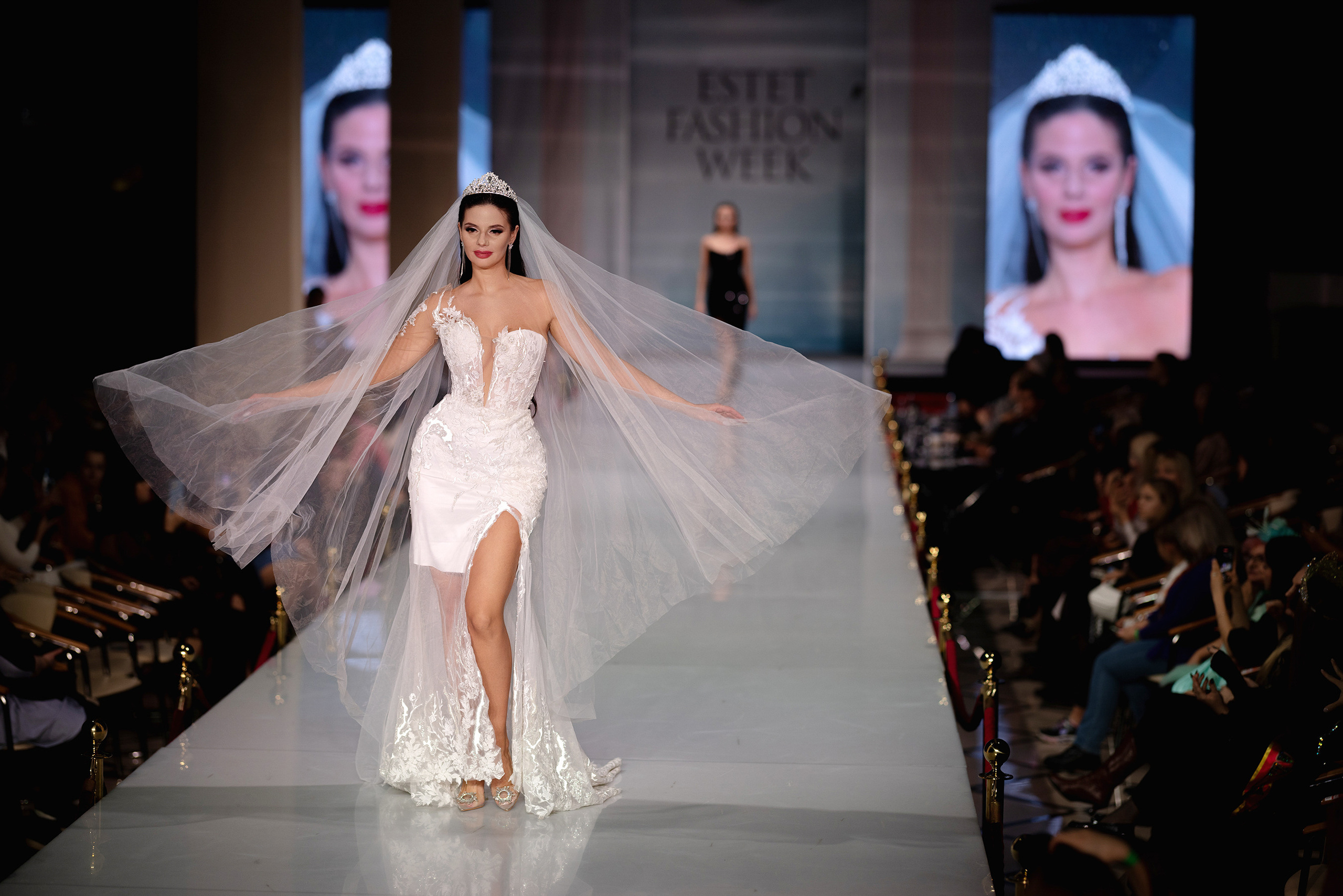 Fashion Week “ESTET FASHION WEEK 2022”. Marat Egiazarov — photographer in Moscow, Los Angeles