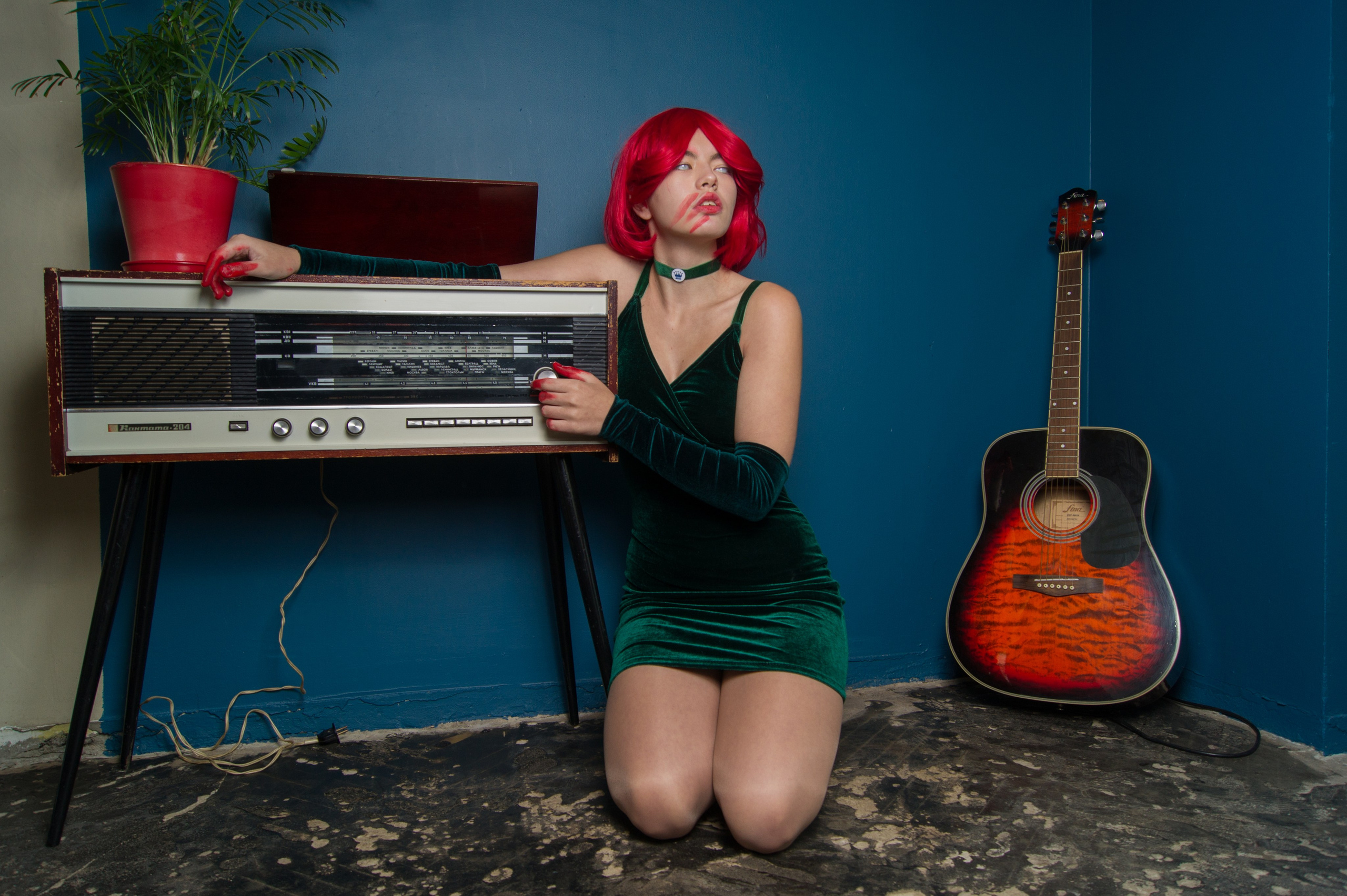 Юля Пчелкина (Персонаж Bubble Comics). Главная