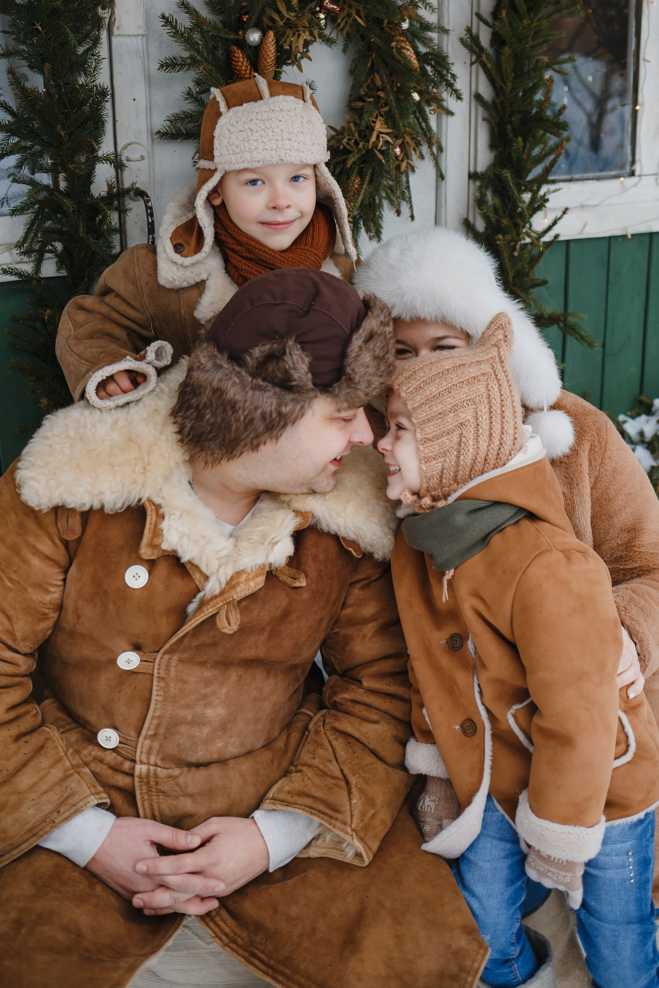 Анатолий, Ирина, Мирослав, Арина. Семейный фотограф Николаева Ольга