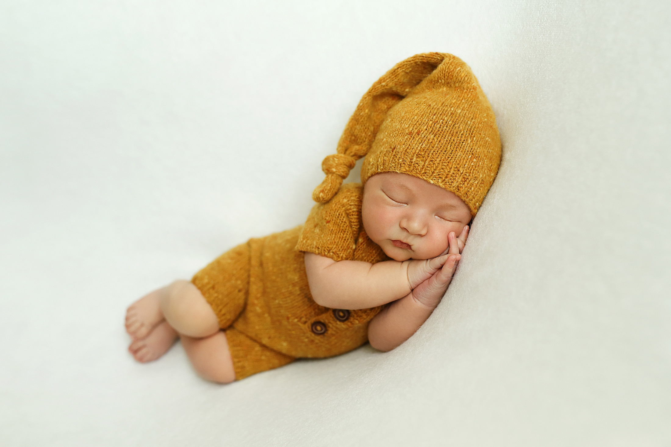 Фотосессия малыша Екатеринбург. Фотосессия новорождённого Екатеринбург. Фотограф newborn Екатеринбург. Фотограф новорожденных Екатеринбург. Фотограф Екатеринбург. Фотосессия Екатеринбург. Фотосессия под ключ Екатеринбург 