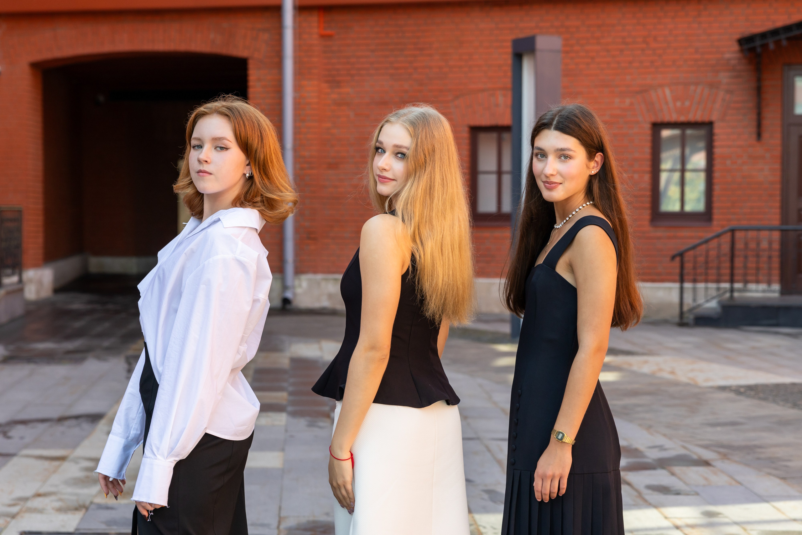 Школьная прогулка. Свадебная фотосъёмка в Москве, Туле