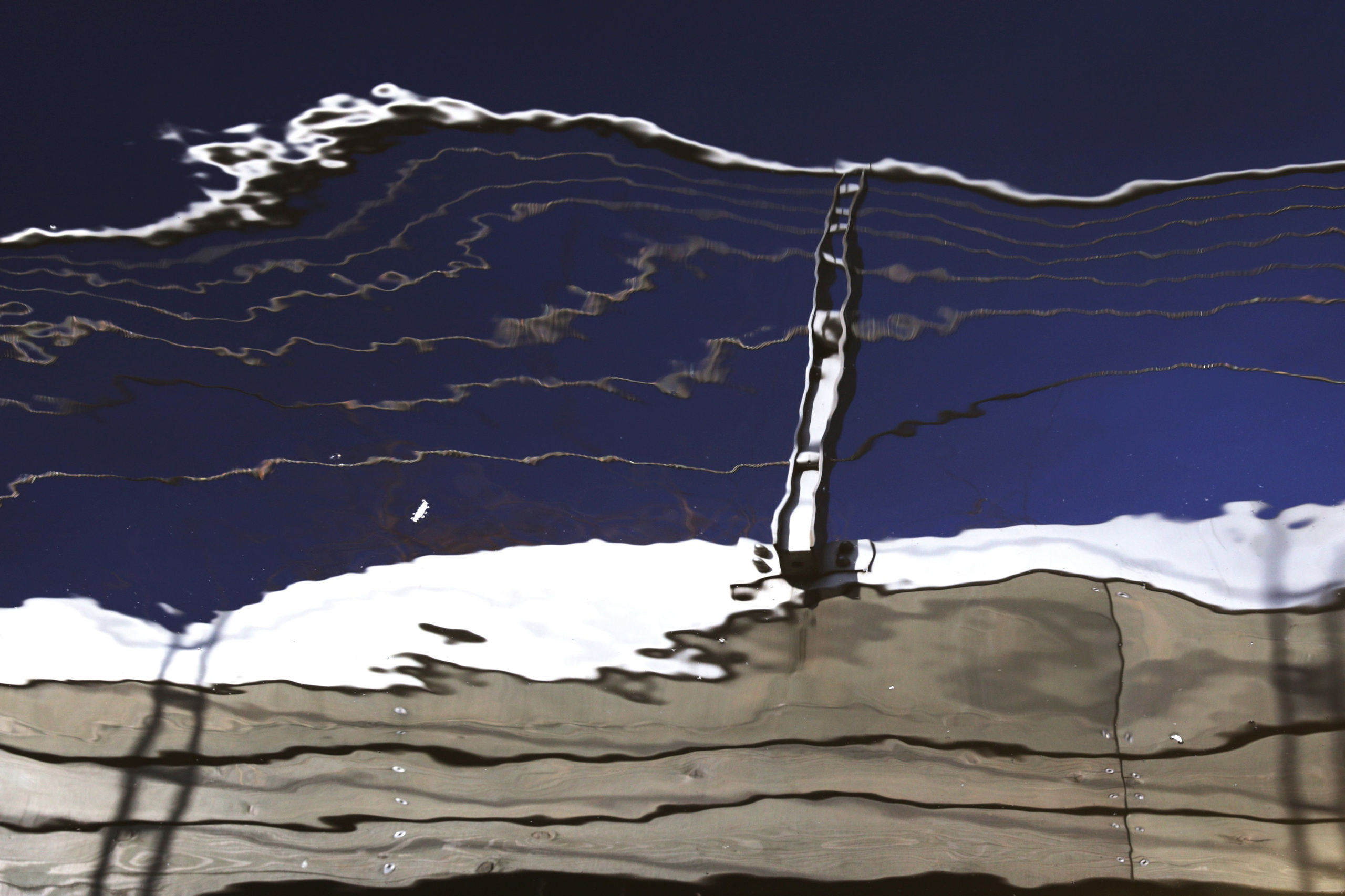 Уличная абстракция. E-Tsoy.com