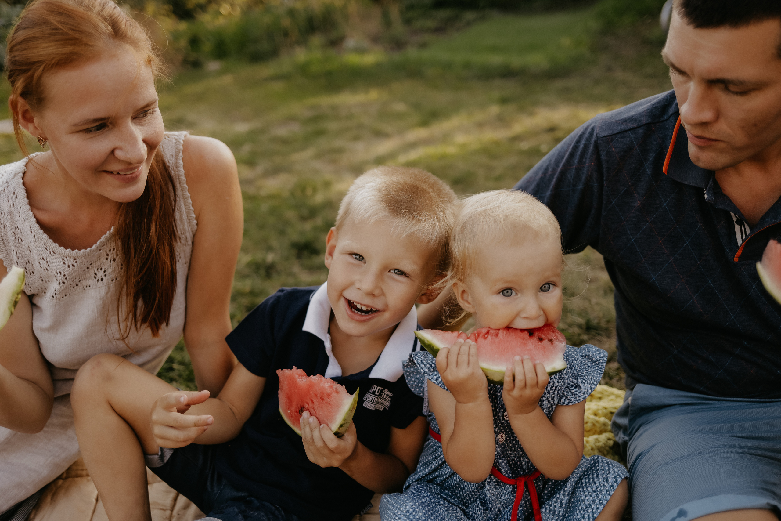 Семейная съемка на улице