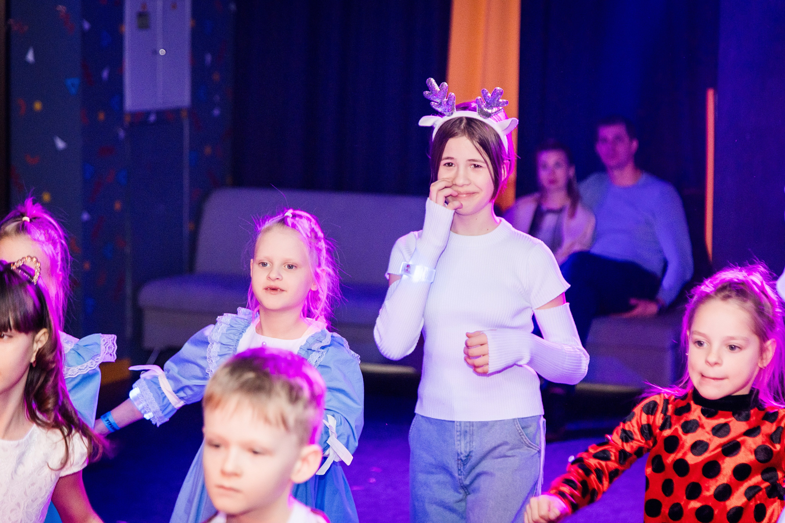 Новогодние утренники. Детский фотограф видеограф в Хабаровске Михаил Орлов