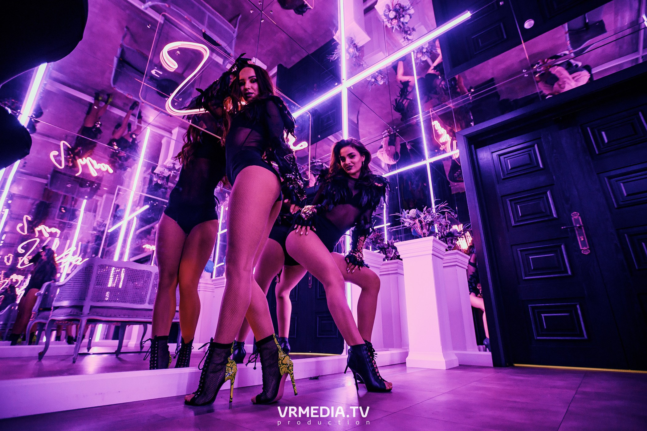 Услуги фотографа Тимура Аминова — фотосъёмка в студии и на локации. Тимур Аминов | Фотограф в Кемерове