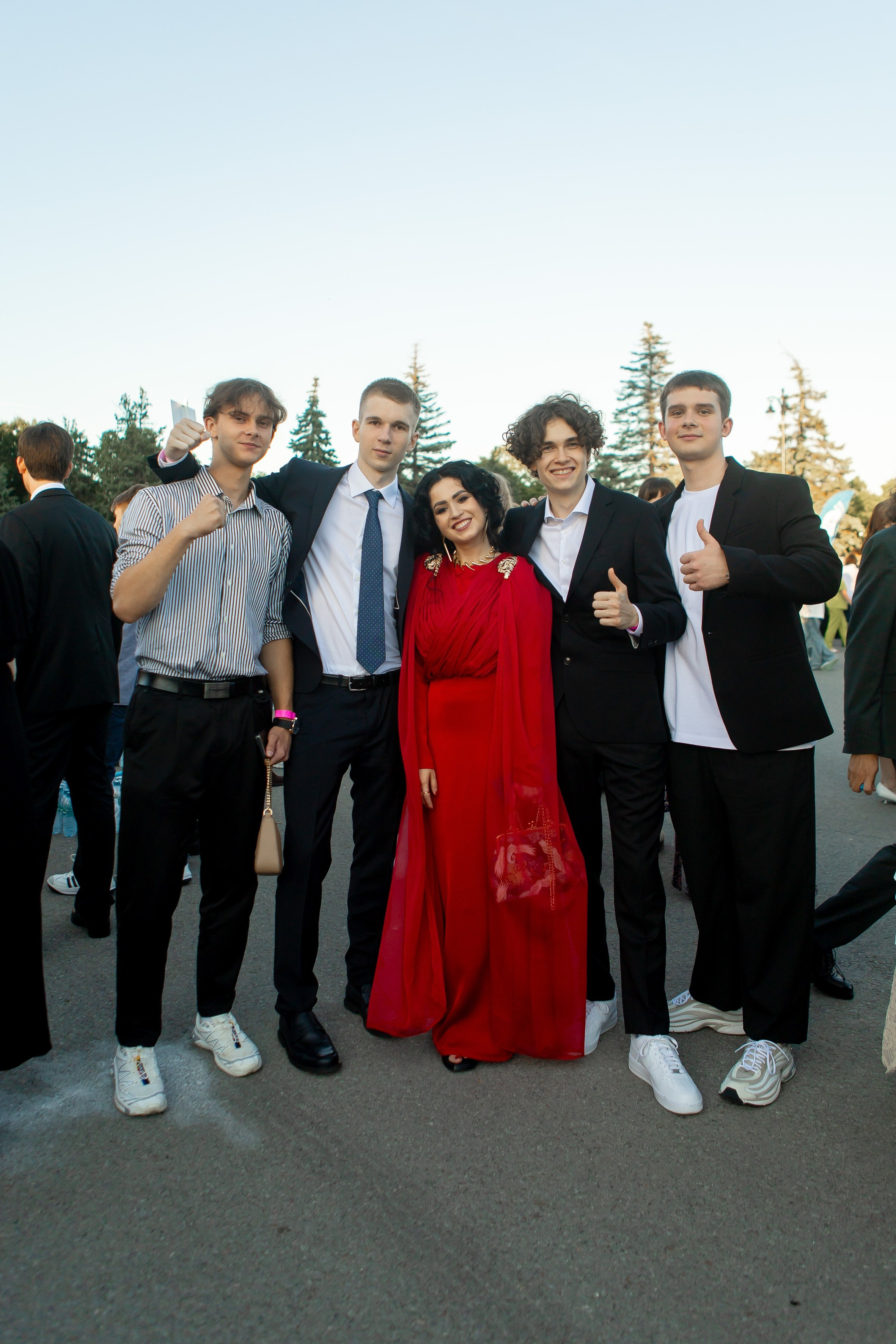 Выпускной Гимназия 12 2024 г. Свадебный и портретный Фотограф в Липецке Дмитрий Котюков