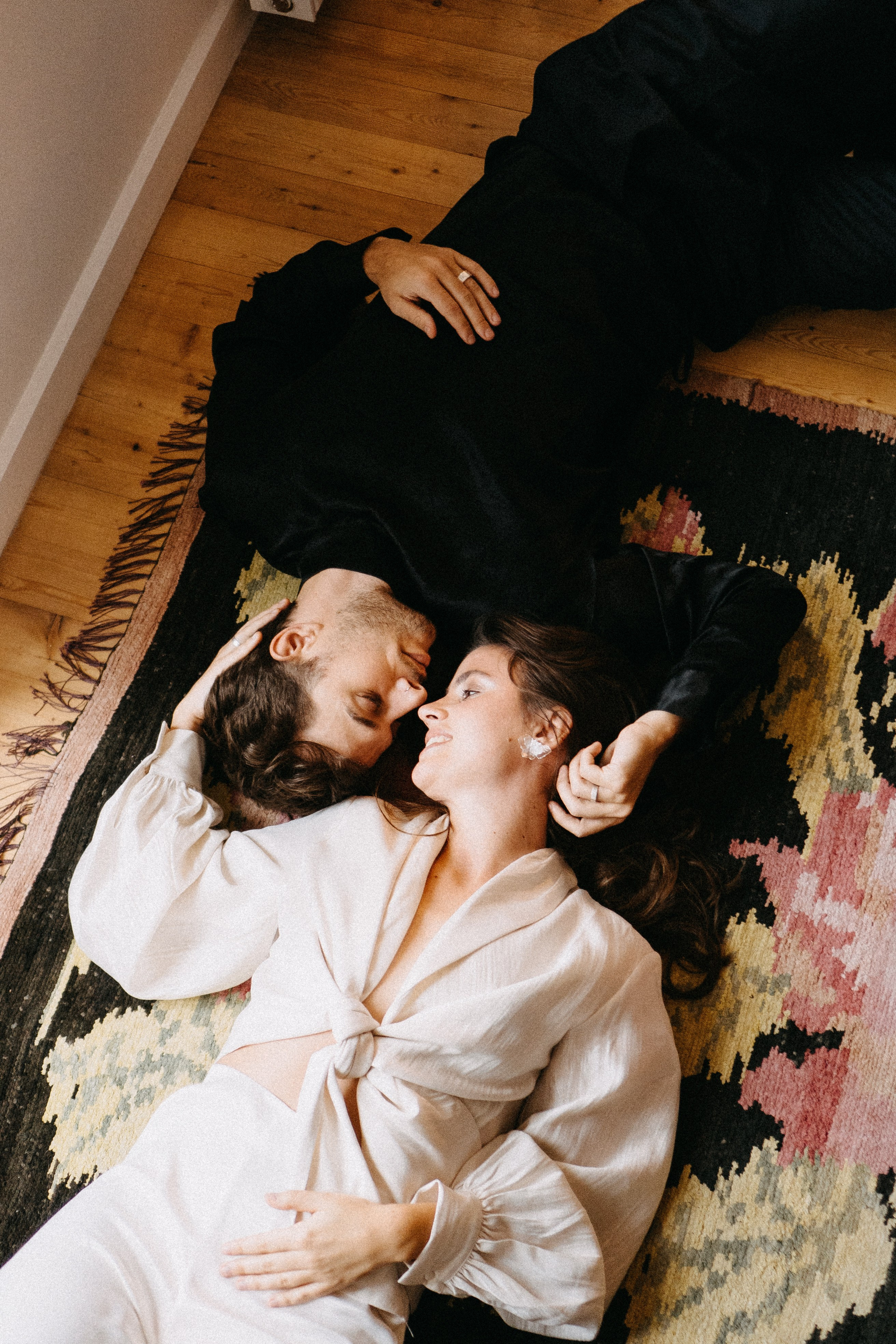 СБОРЫ ЖЕНИХА И НЕВЕСТЫ В УЮТНОЙ КВАРТИРЕ В ЦЕНТРЕ САНТК-ПЕТЕРБУРГА. Профессиональный фотограф, Санкт-Петербург — Виктория Богомолова