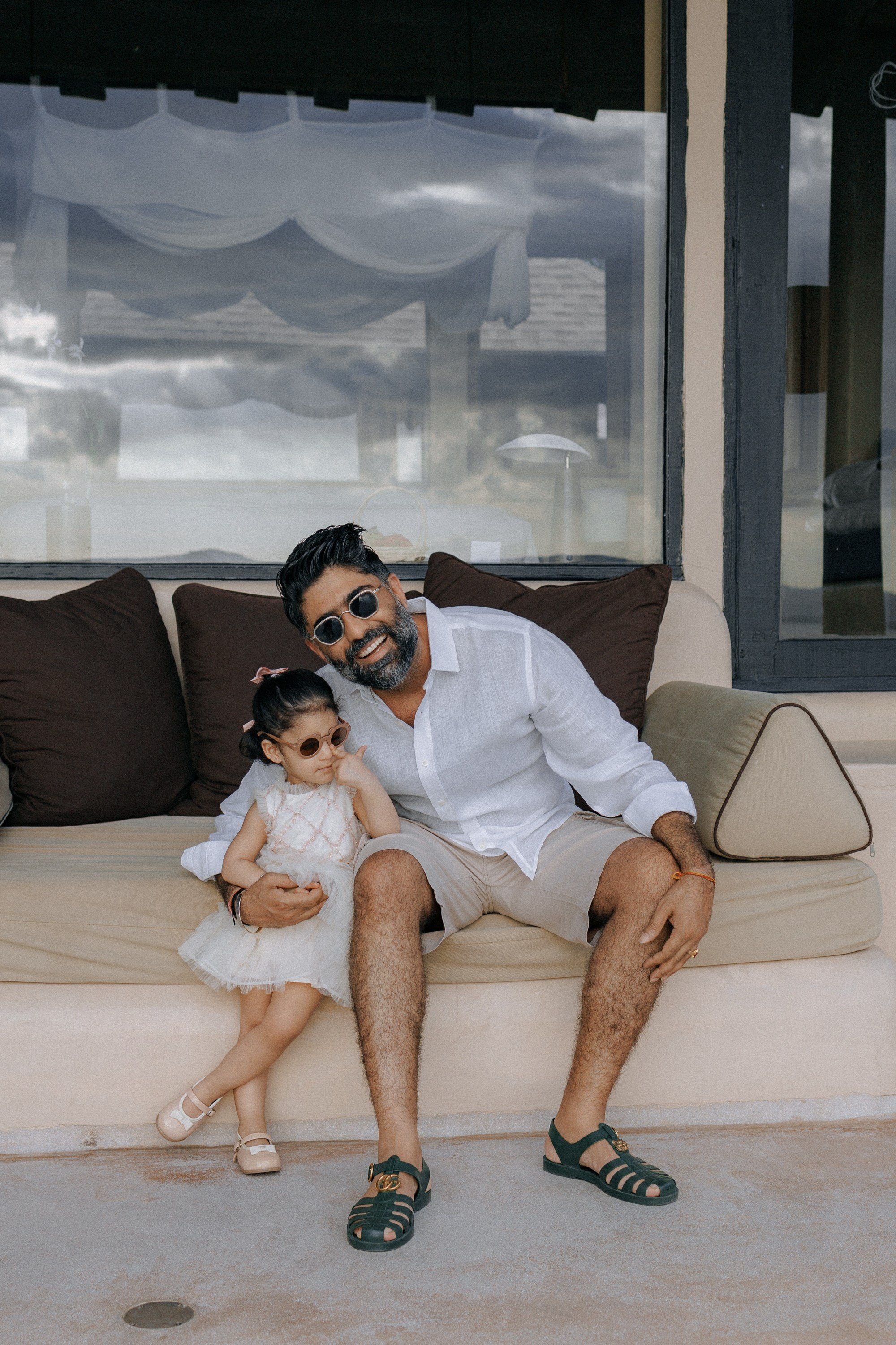 Family photoshoot in Phuket, Thailand. Fedor Lemeshko — Destination Wedding and Family Lifestyle photographer