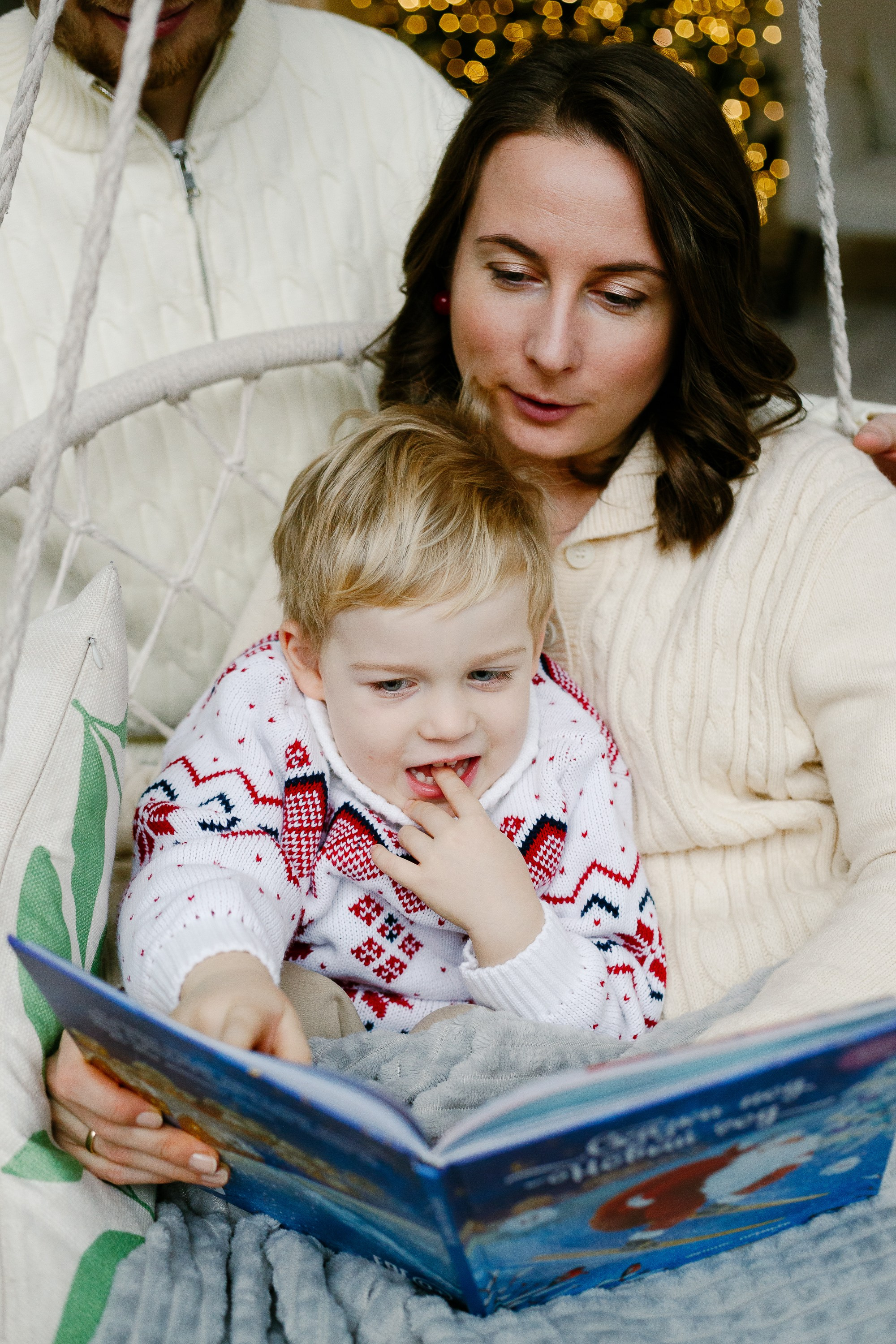 Новогодняя семейная фотосессия в студии