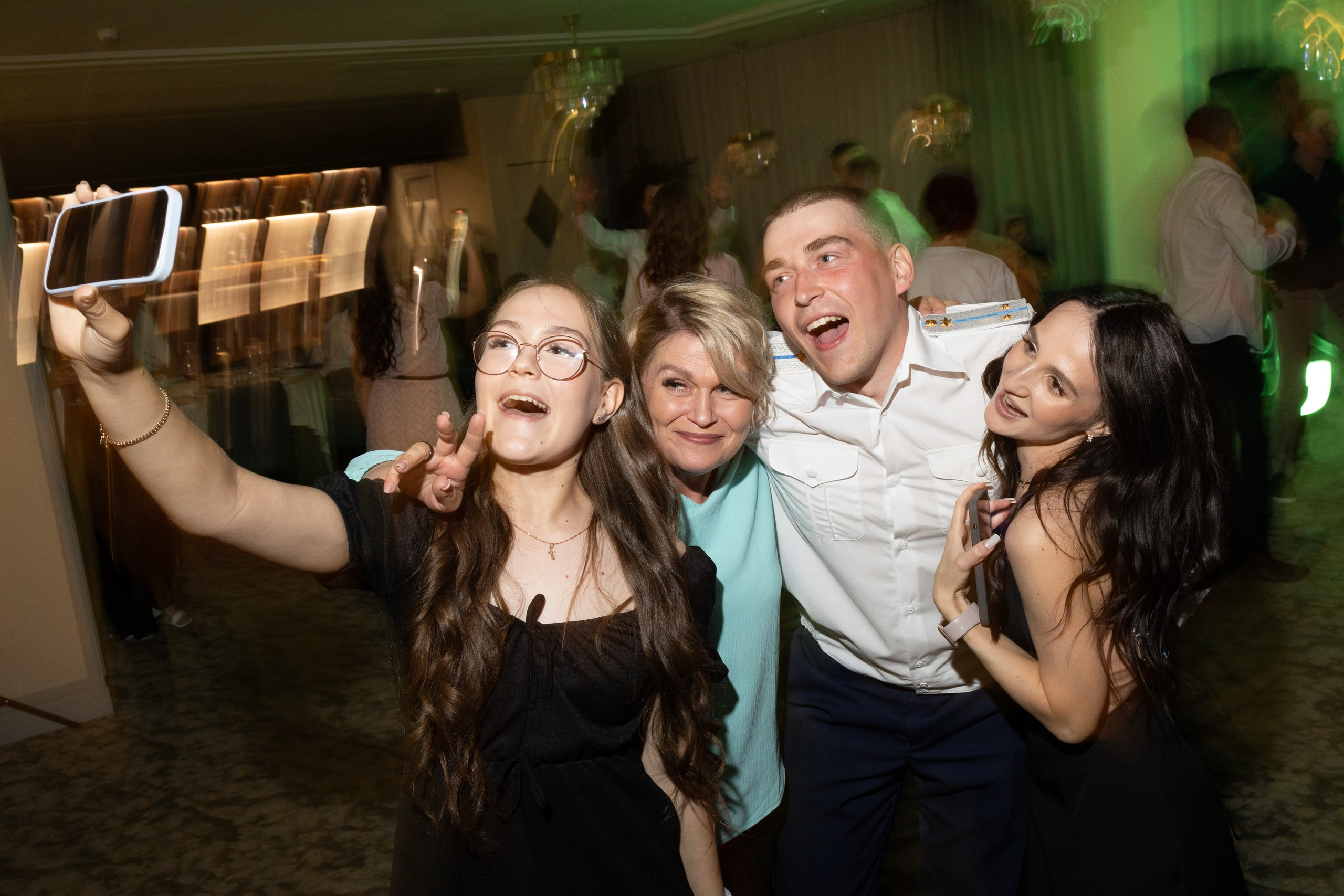 ЧВВАКУШ 2025. Фотограф свадебный, репортажный, индивидуальный, фото для маркетплейсов, брендов, автосалонов