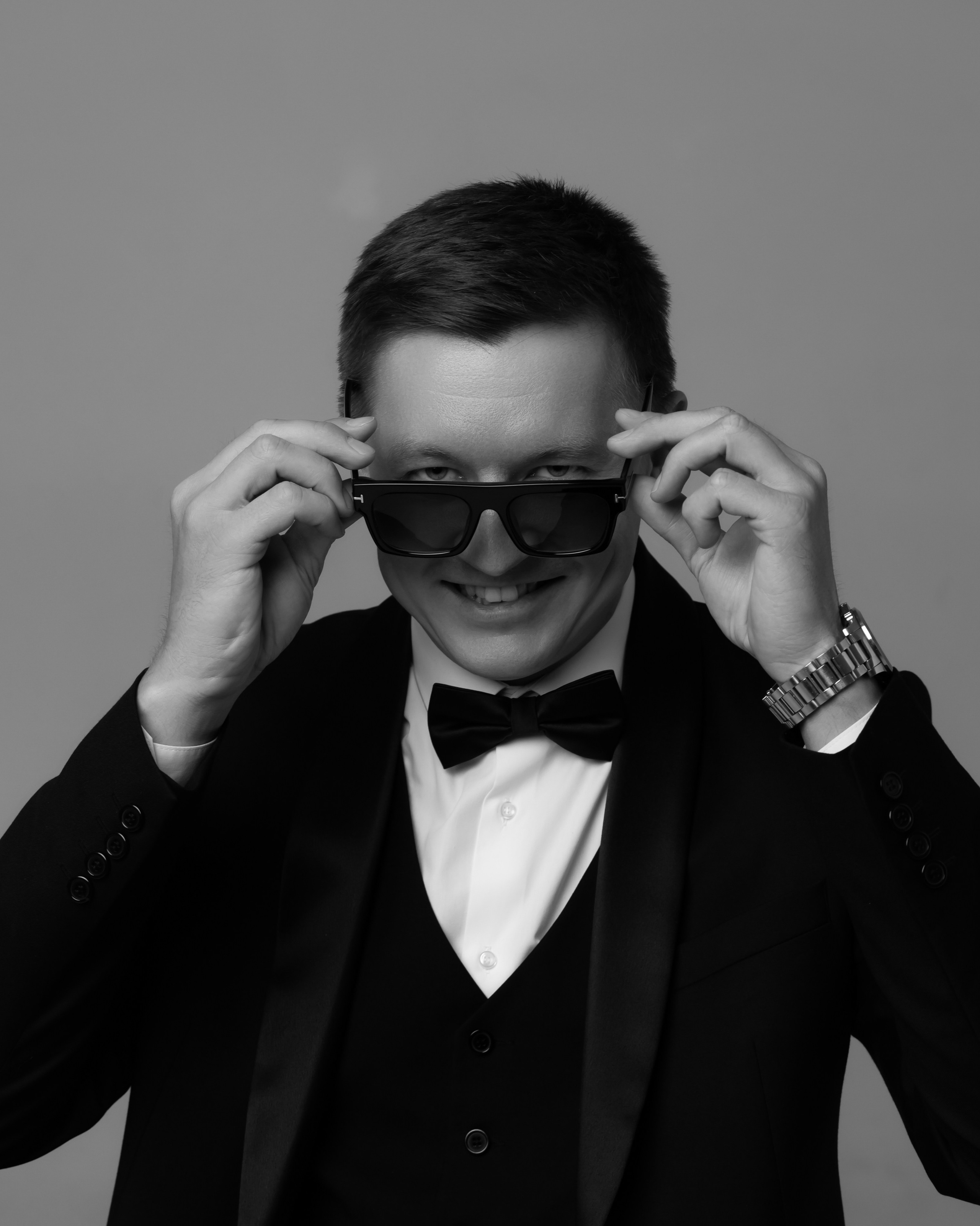 Сергей Чернаков. Фотограф свадебный, репортажный, индивидуальный, фото для маркетплейсов, брендов, автосалонов