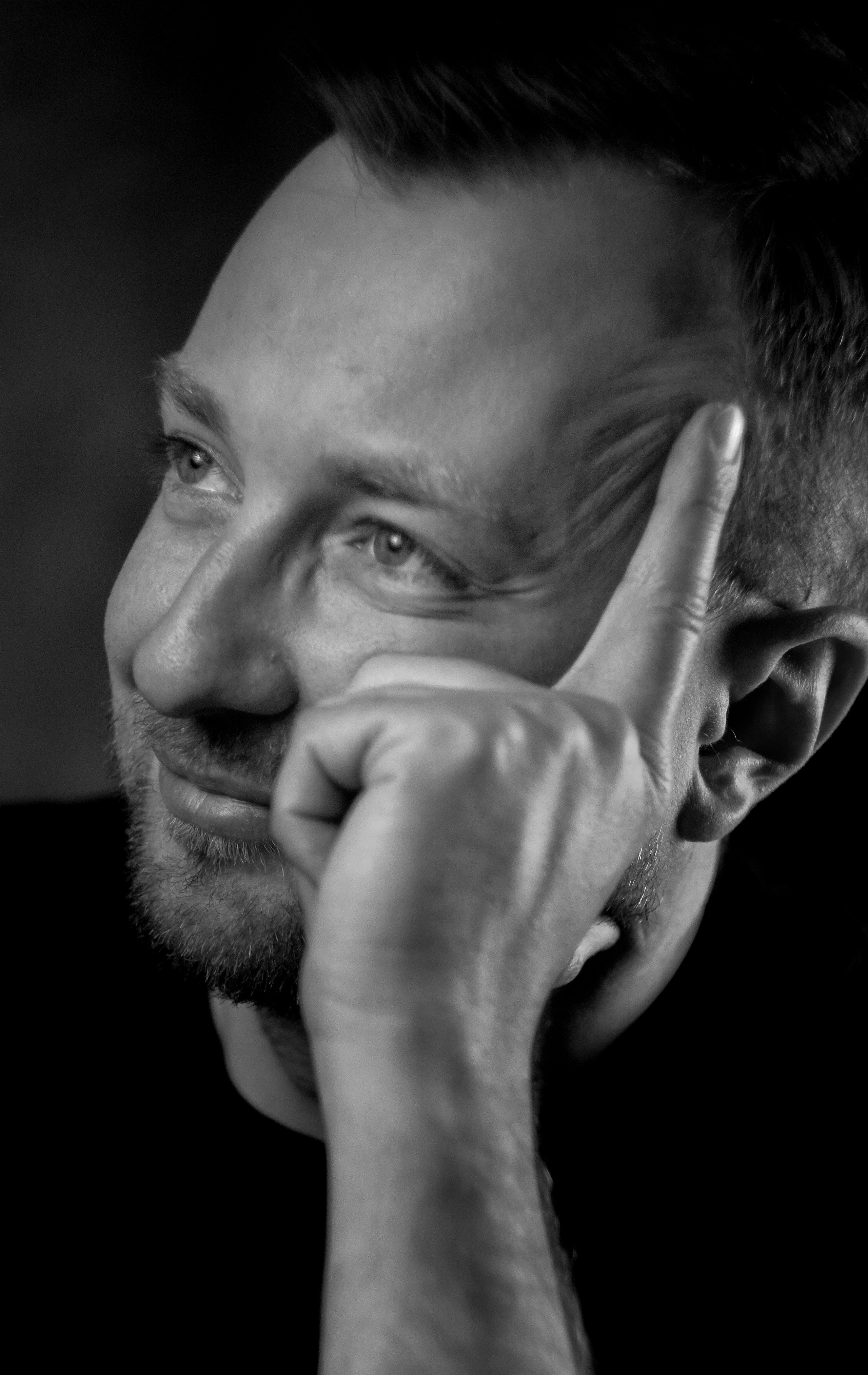 МУЖСКОЙ ПОРТРЕТ. Фотограф Юлия Антушева