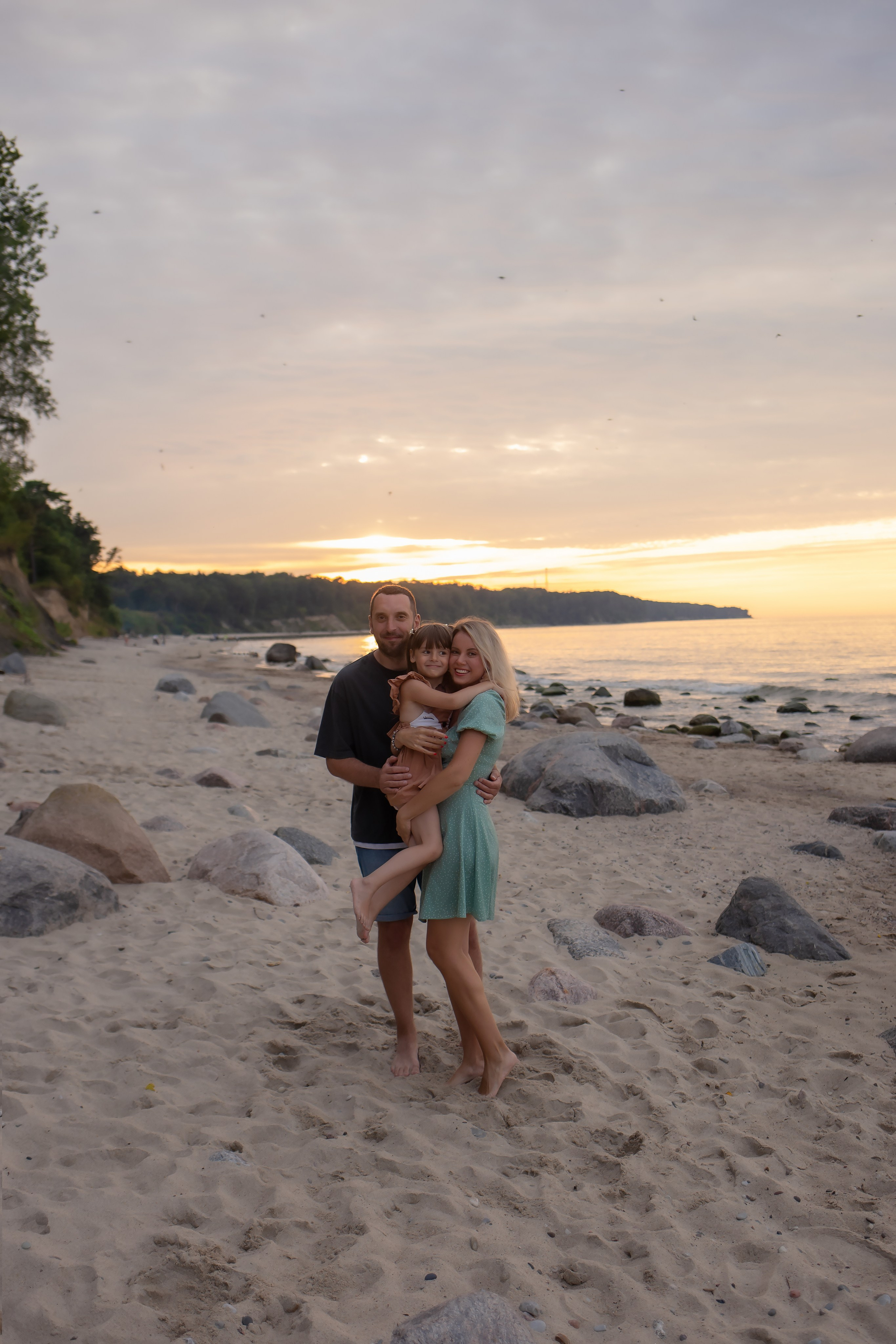 Есеня, Леня и Аня. Закат в Куликово. Фотограф в Калининграде Решетникова Алина