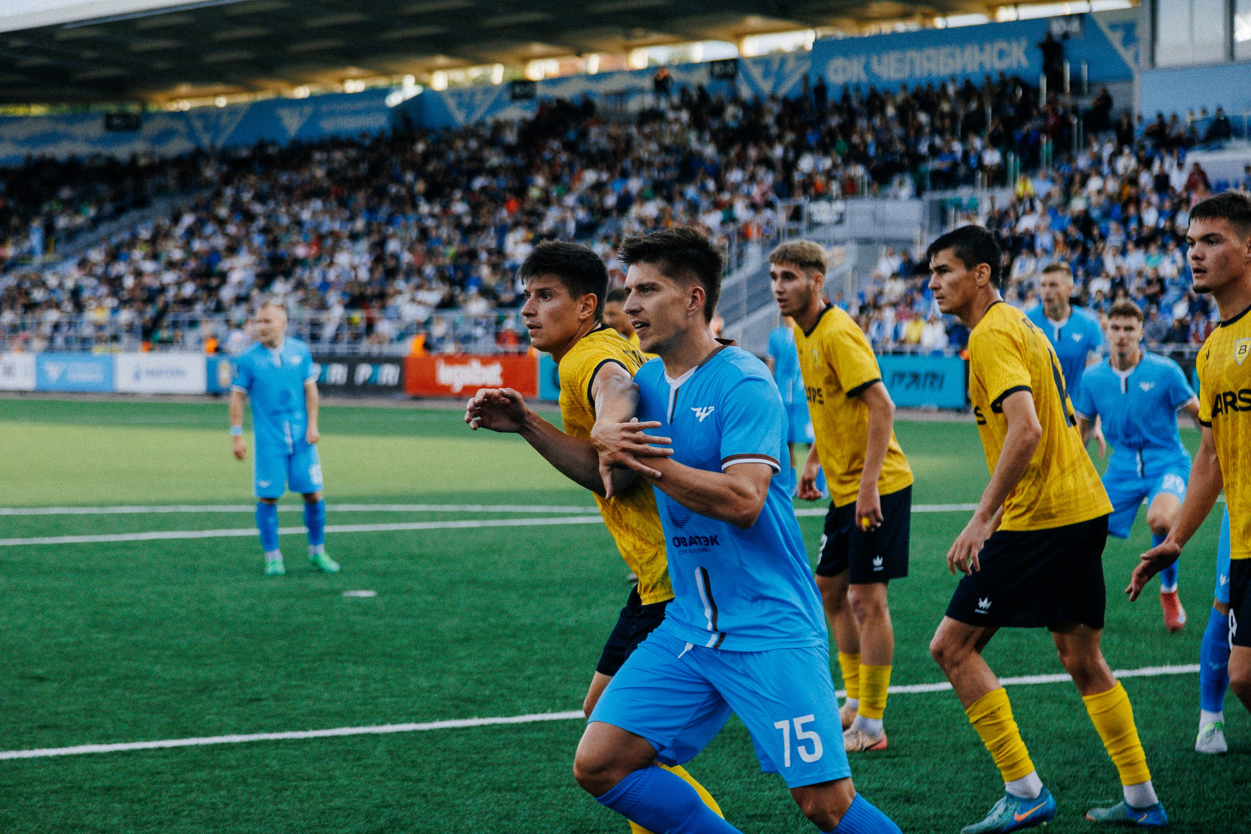 ФК ЧЕЛЯБИНСК Х ФК ВОЛГА. Репортажный фотограф Макс Брагин