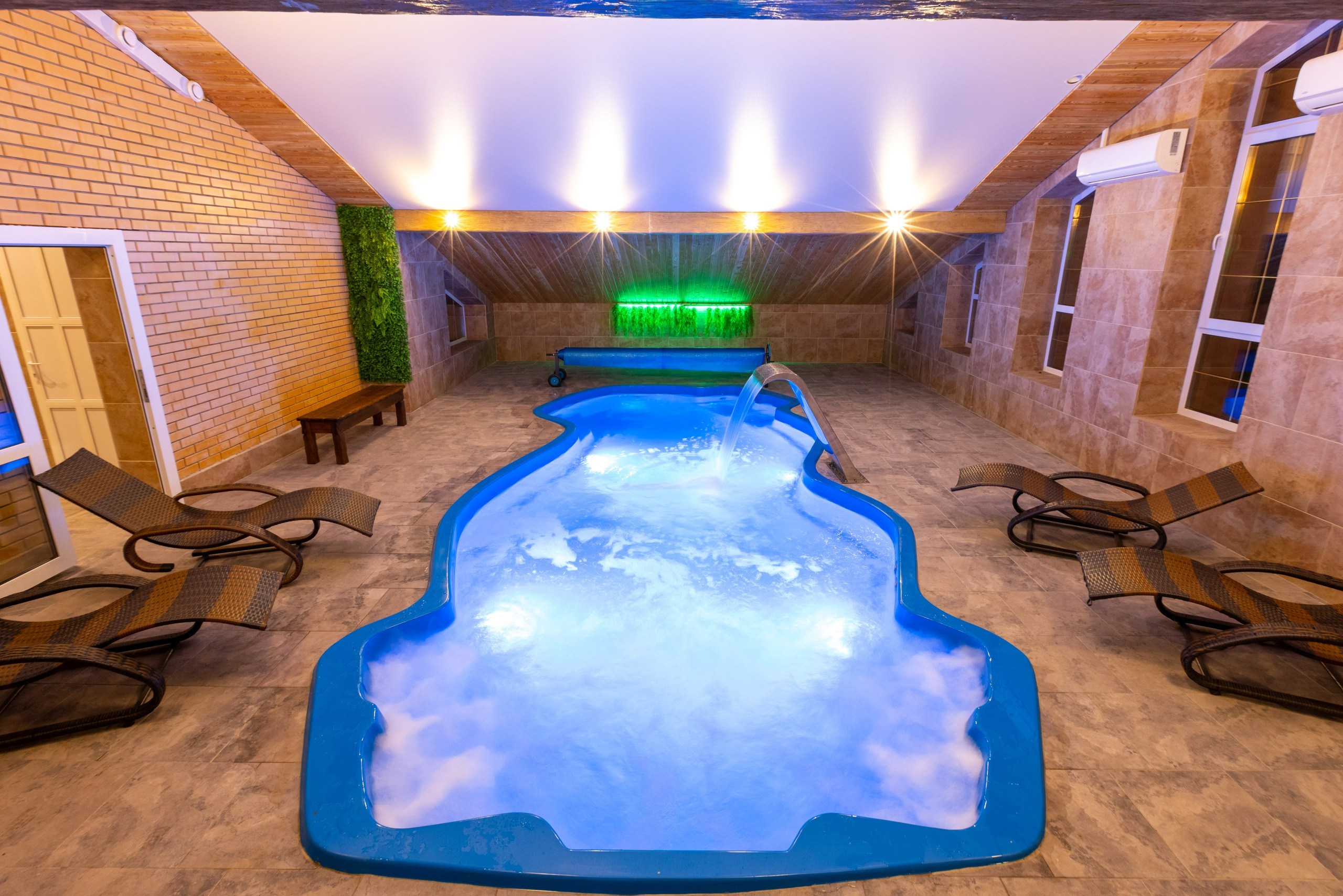 Большая Тросна вечером и новый бассейный комплекс. Фотограф в Туле Крупский АнДРей. Фотостудия «КАДР71» в Туле