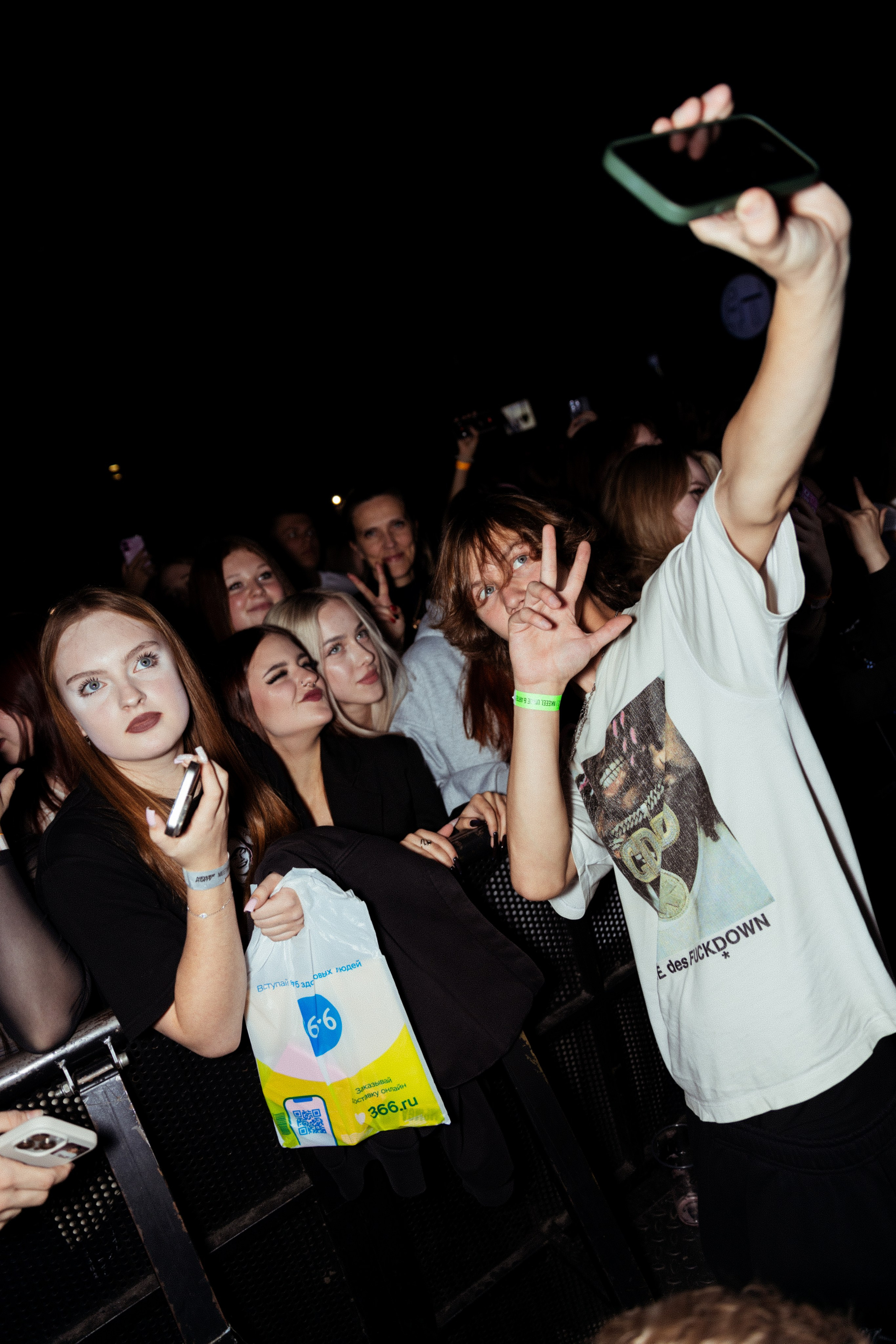 SHOWS. DRIPSTOCK MAG