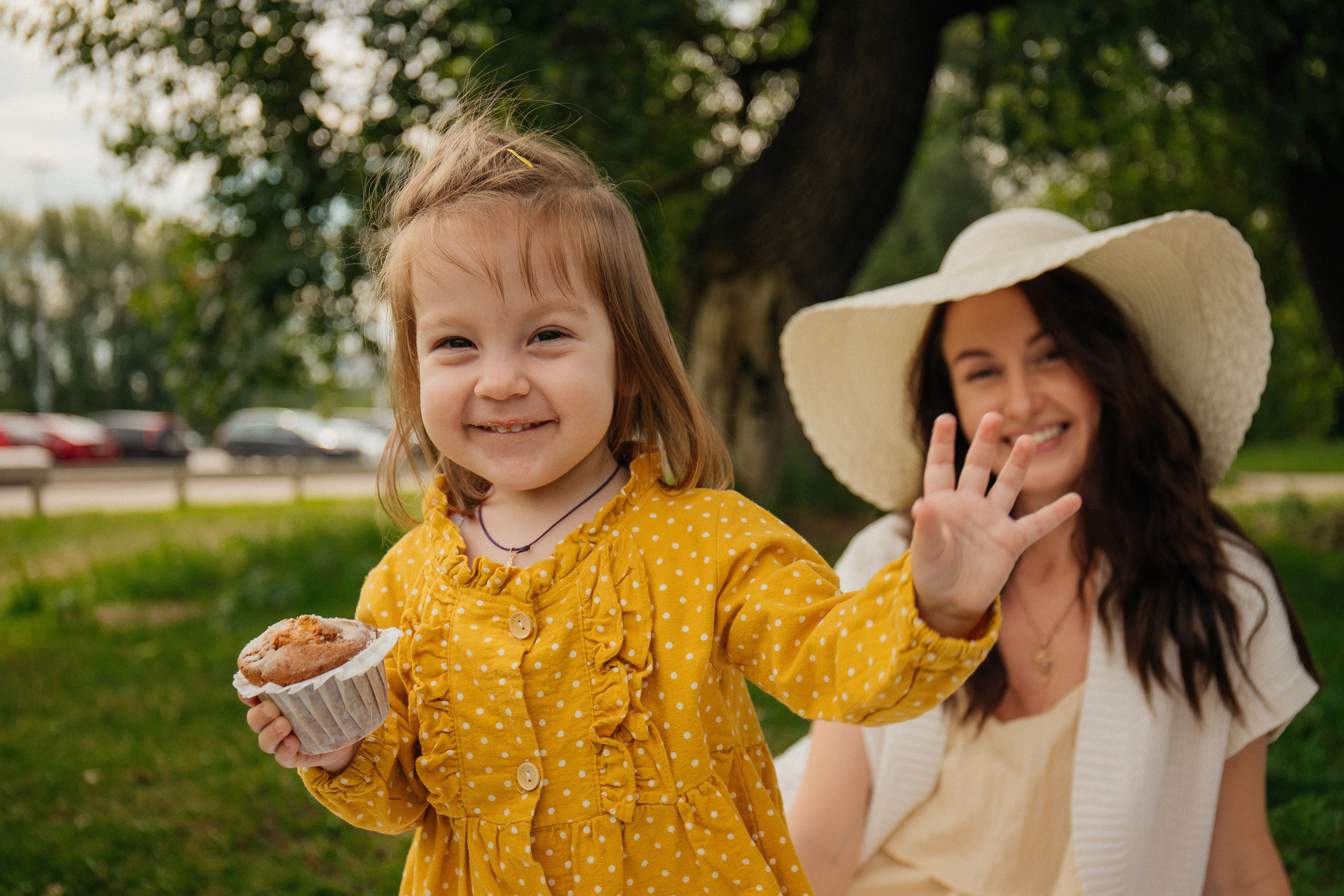 Летние девочки: Любовь и Кира. 