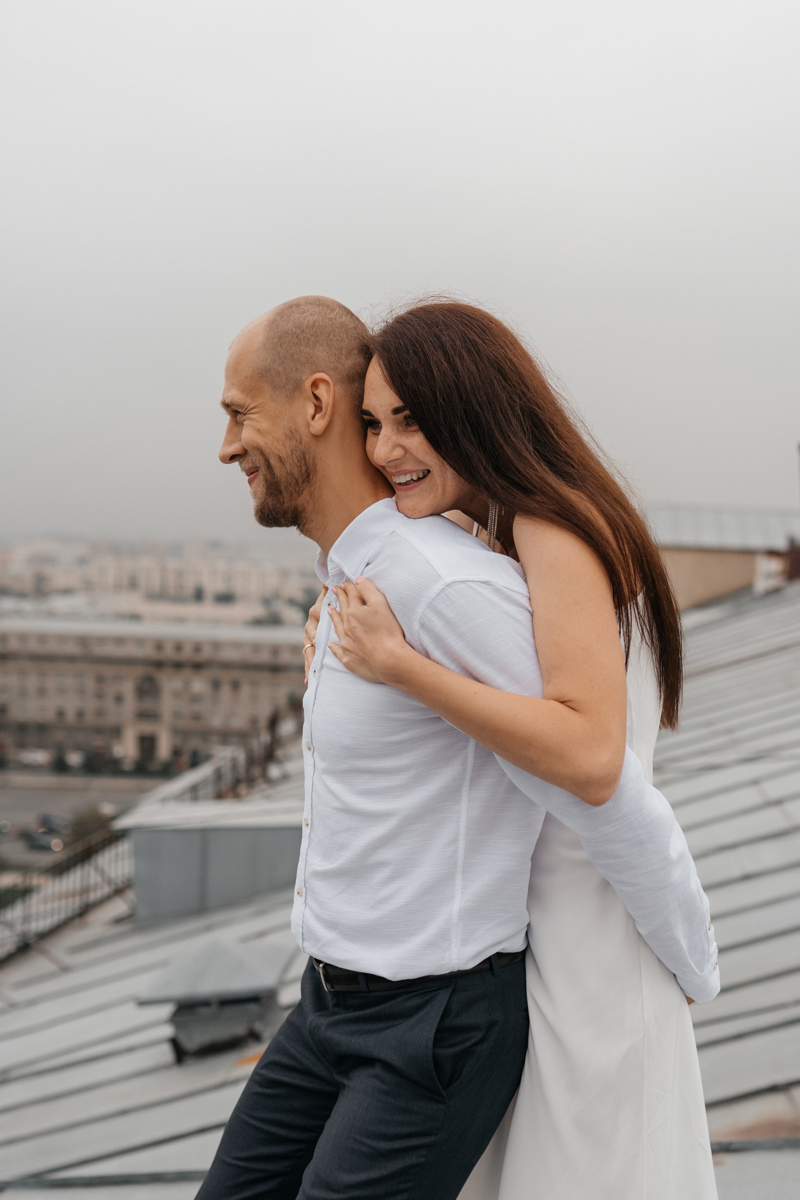 Свадебная прогулка «На крыше». Семейный и свадебный фотограф в Москве Виктория Махова
