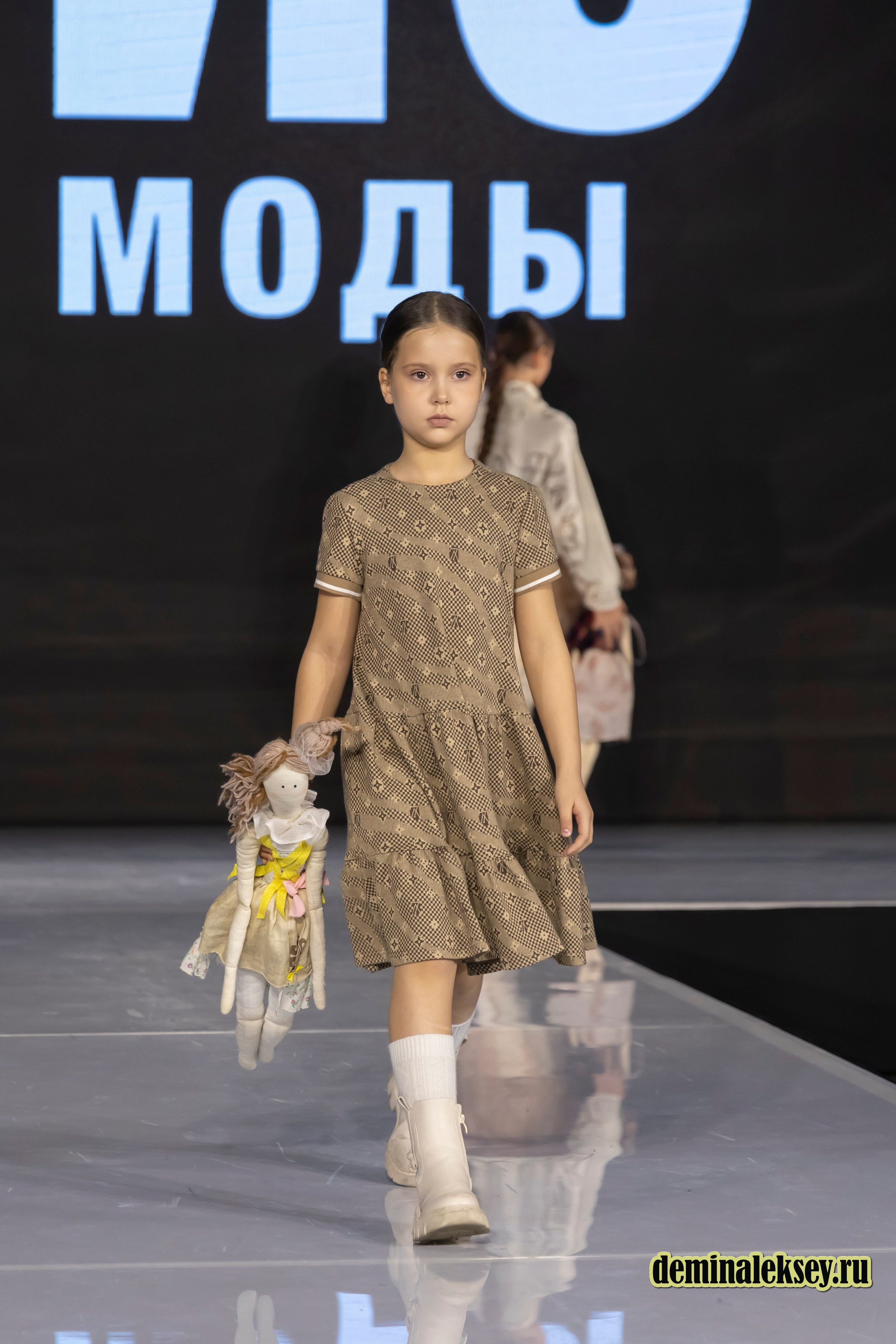 Ирина Старовойтова Театр моды «ИриС» 31 января 2025 гостиный двор, выставка Уникальная Россия. Репортажный, семейный и студийный фотограф в Москве Демин Алексей