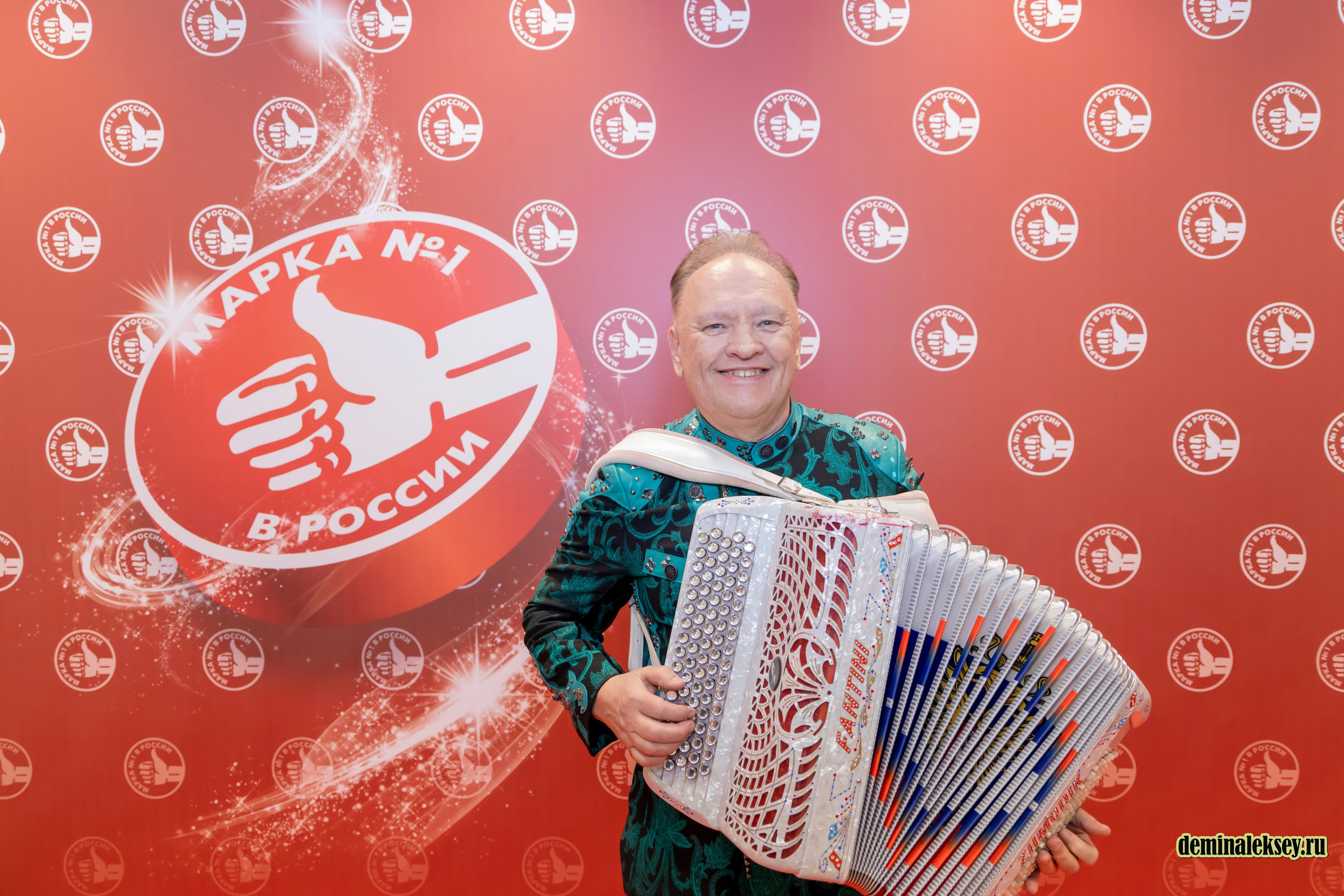 Премия МАРКА № 1 В России 14 декабря 2024. Репортажный, семейный и студийный фотограф в Москве Демин Алексей