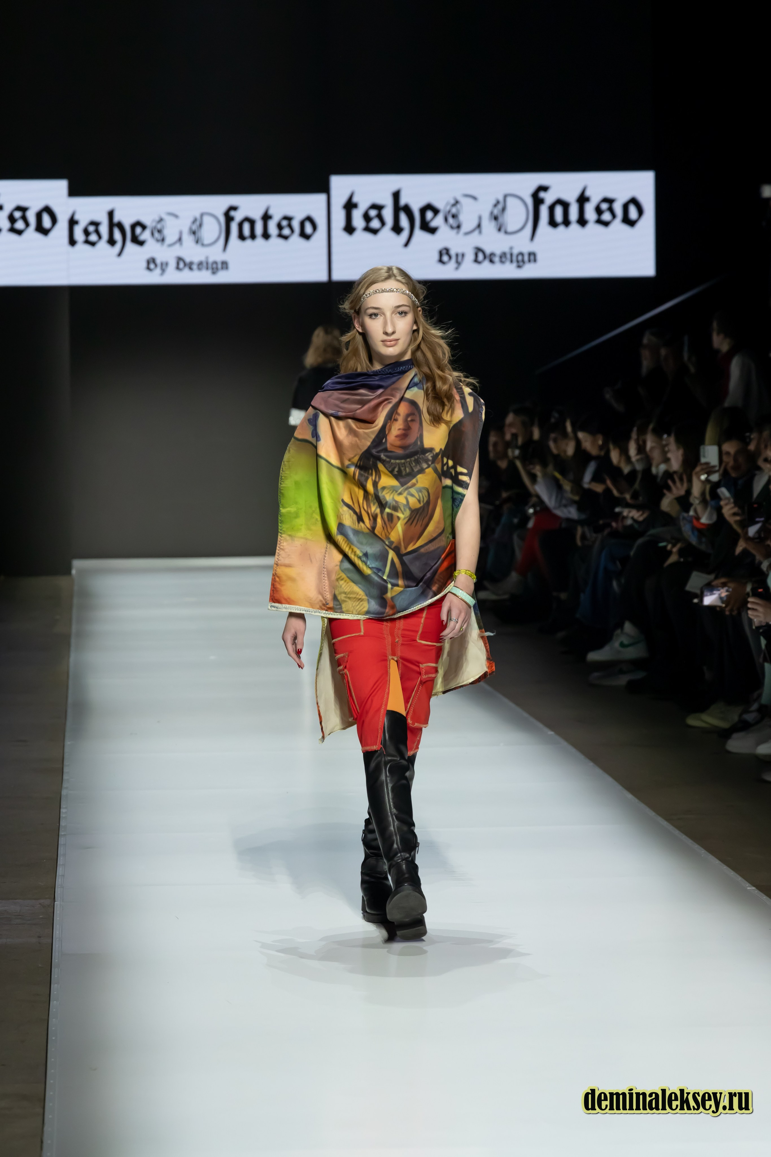 Московская неделя моды 2024 9 октября дизайнер Tshegofatso by design. Репортажный, семейный и студийный фотограф в Москве Демин Алексей
