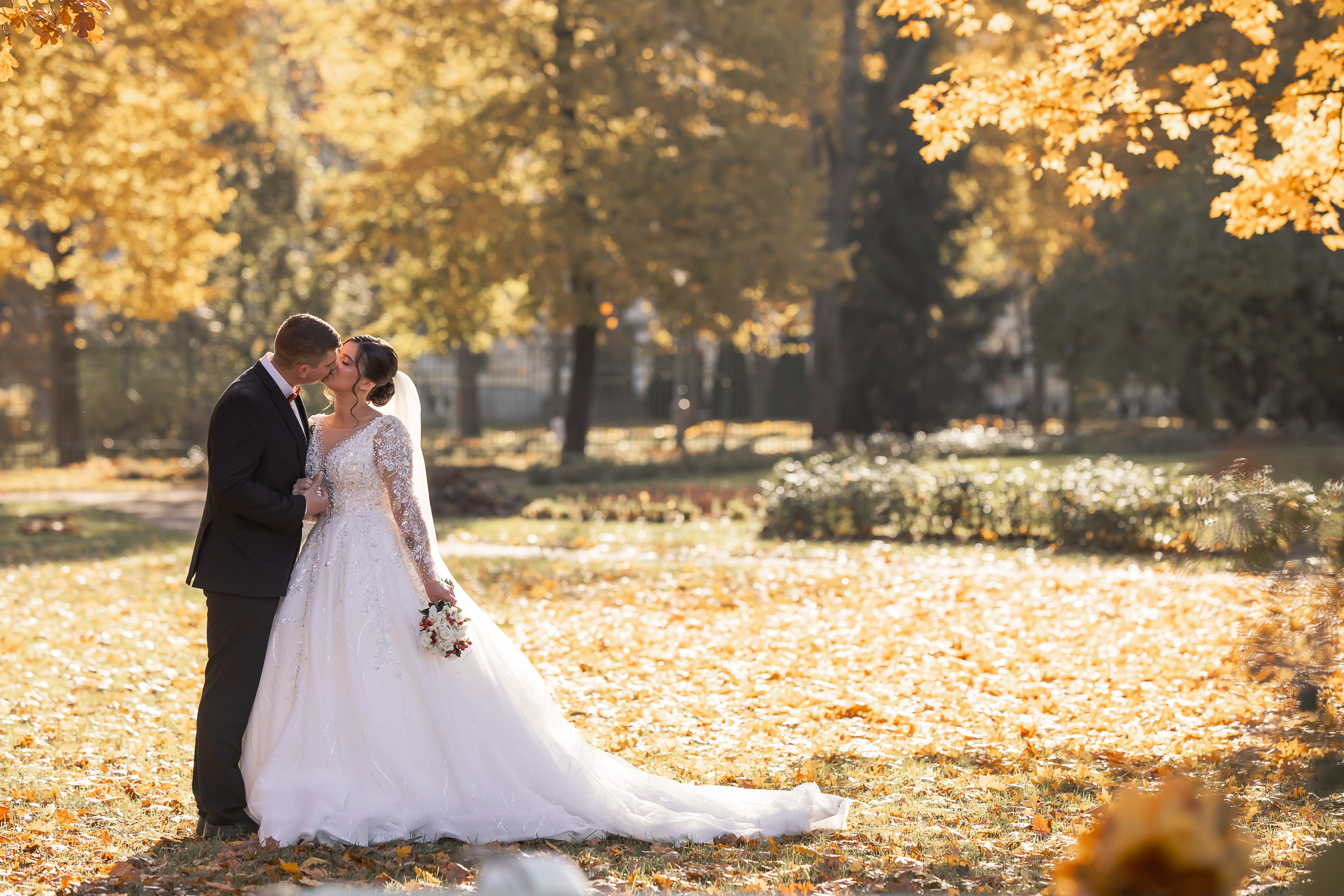 Контакты. Свадебный и семейный фотограф в Колпино и СПб Юлия Папанова