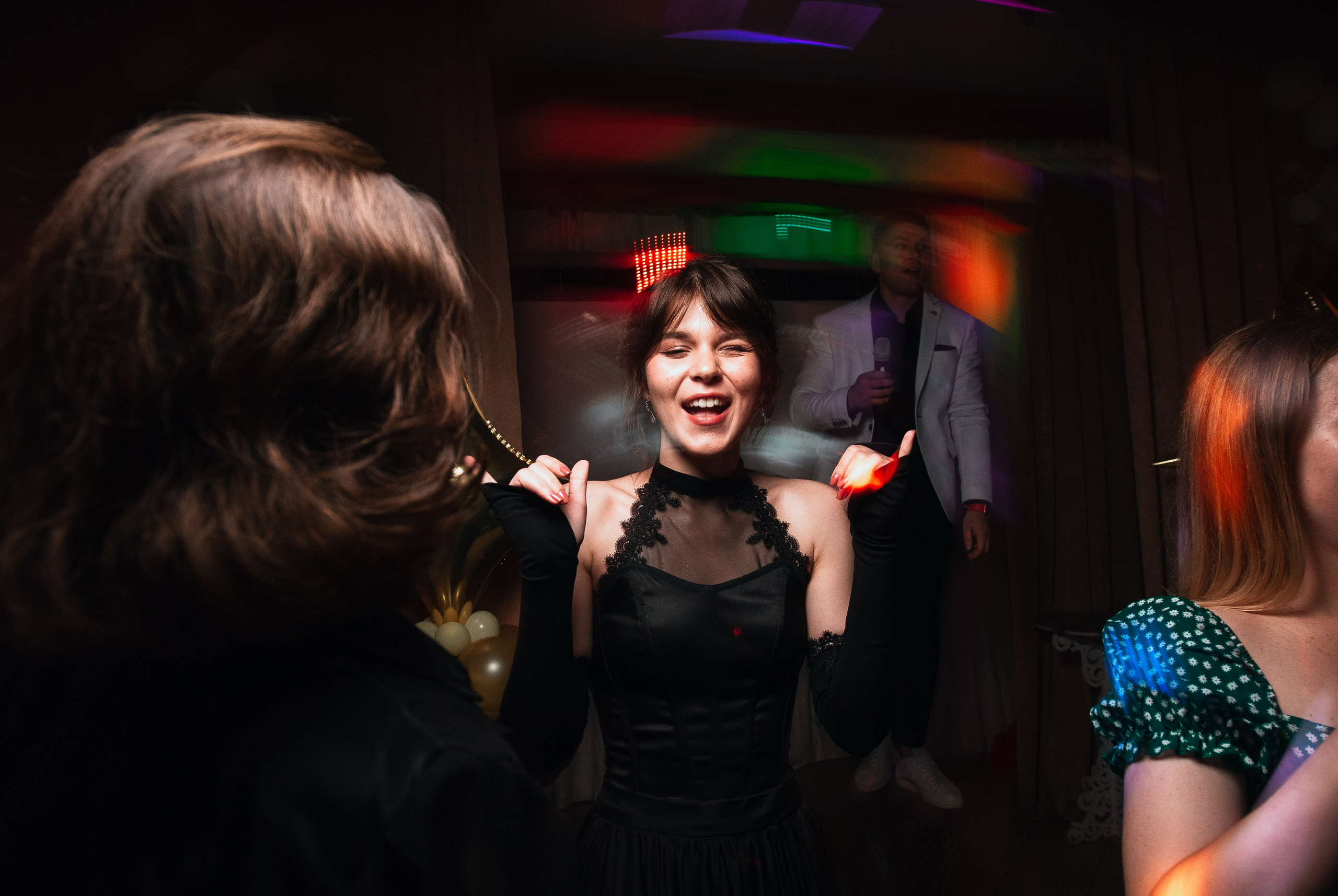 Выпускные школ. Свадебный и репортажный фотограф