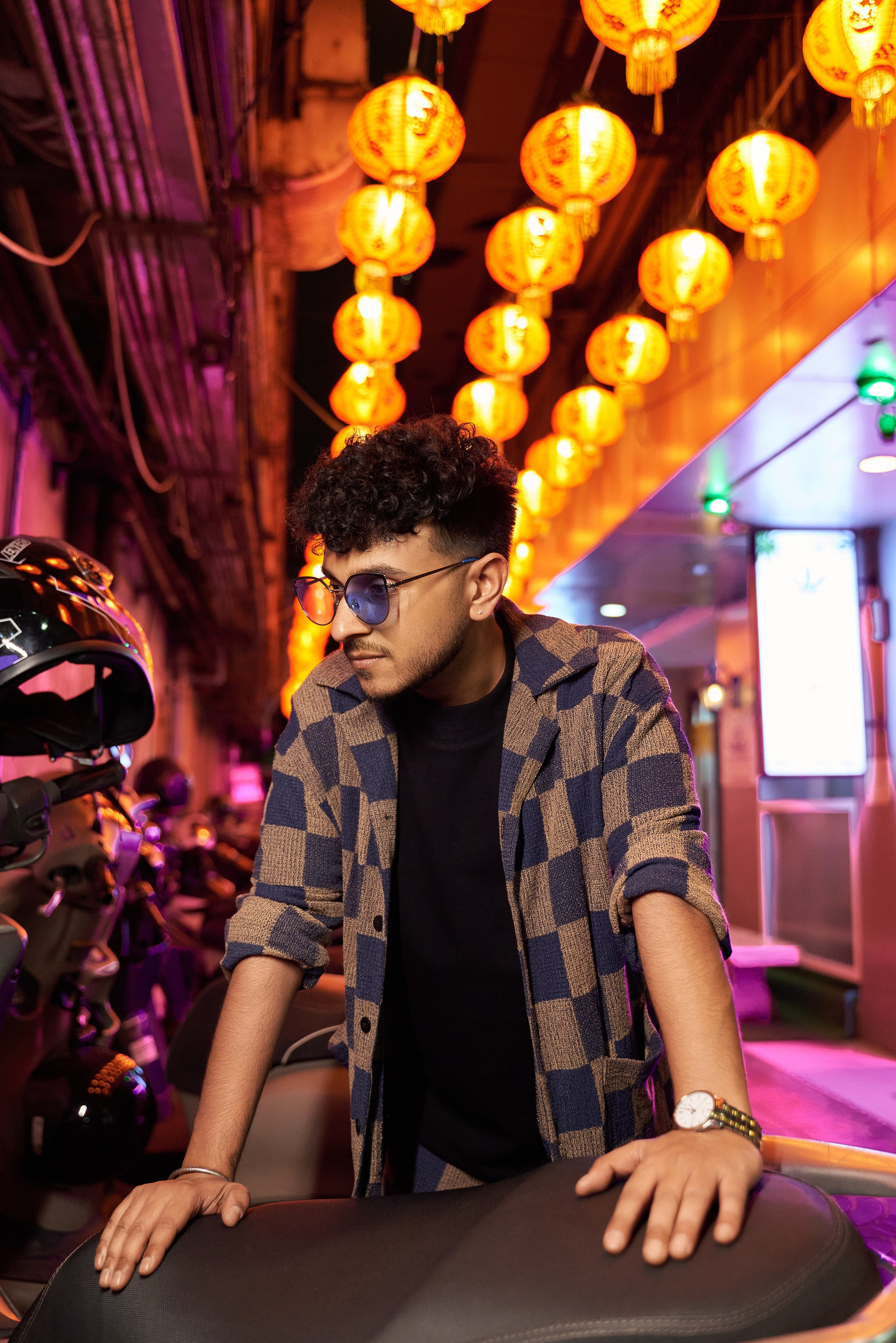 Veekapoor — music artist (Photoshoot in Chinatown). Photographer Bangkok — Pattaya | фотограф Бангкок — Паттайа