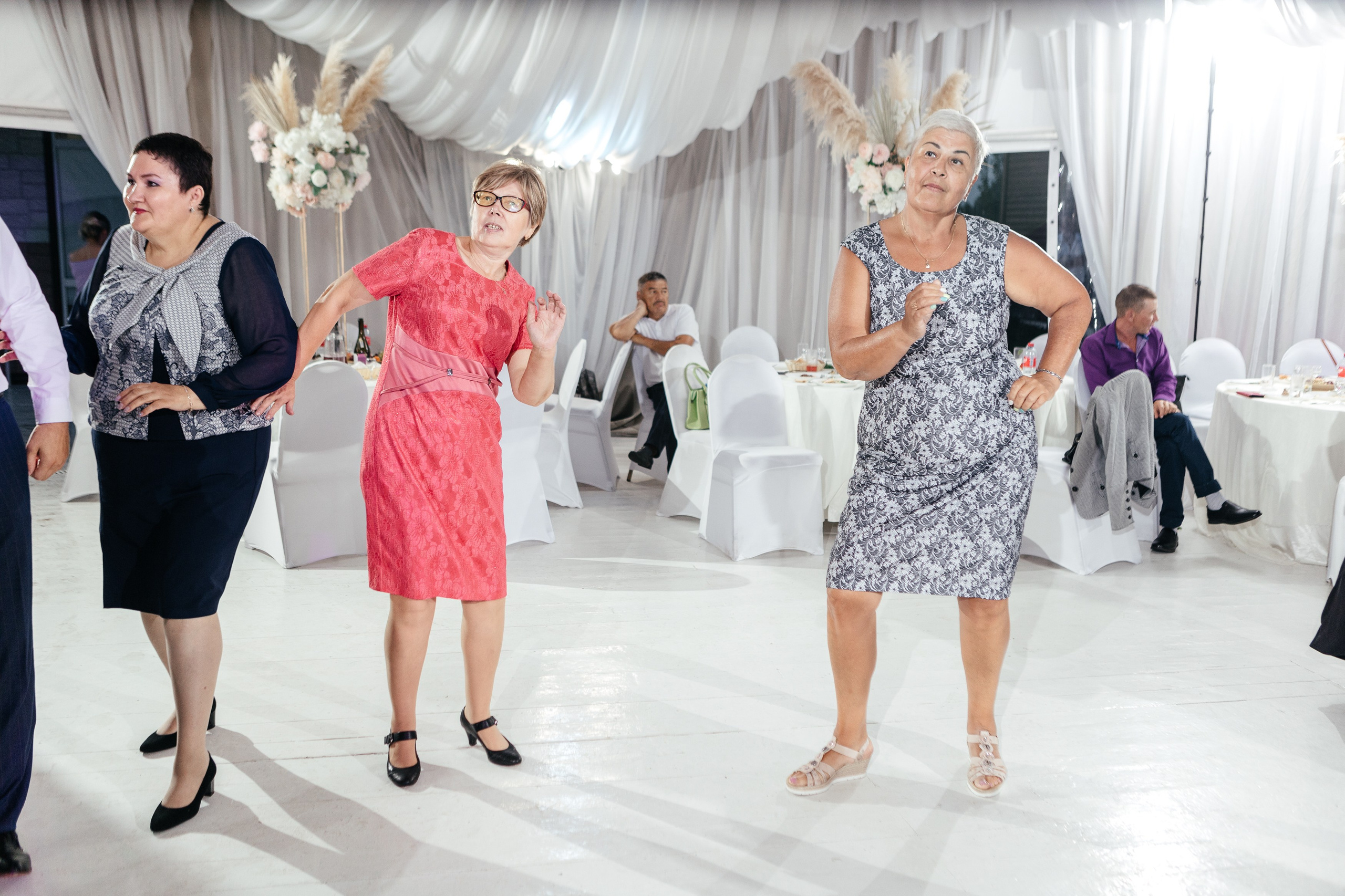 Свадебный фотограф Уфа — Руслан ГабдлисламовЖивые эмоции, красивые кадры, воспоминания на всю жизнь.Работаю по всей Республике Башкортоста. Свадебный фотограф Уфа Руслан Габдлисламов