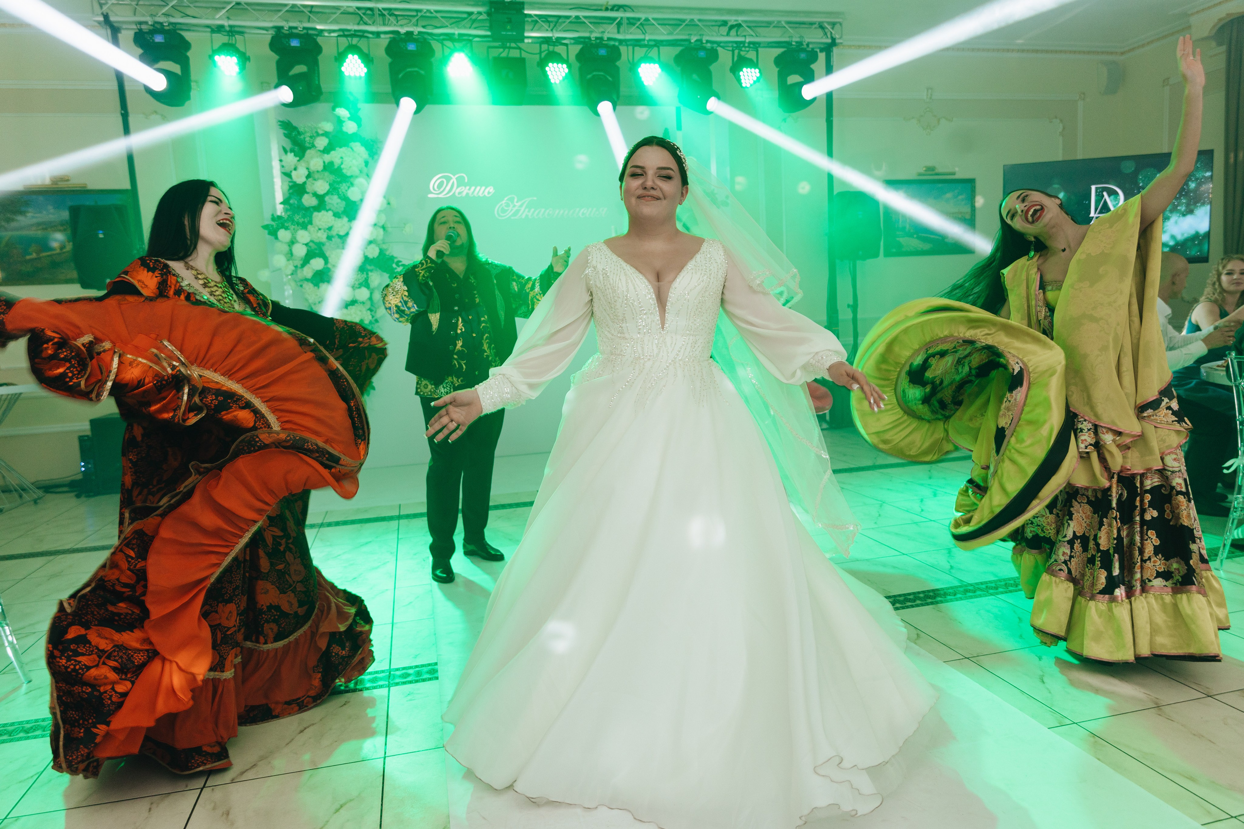 Анастасия и Денис. Семейный и свадебный фотограф в Донецке Елена Гордеева