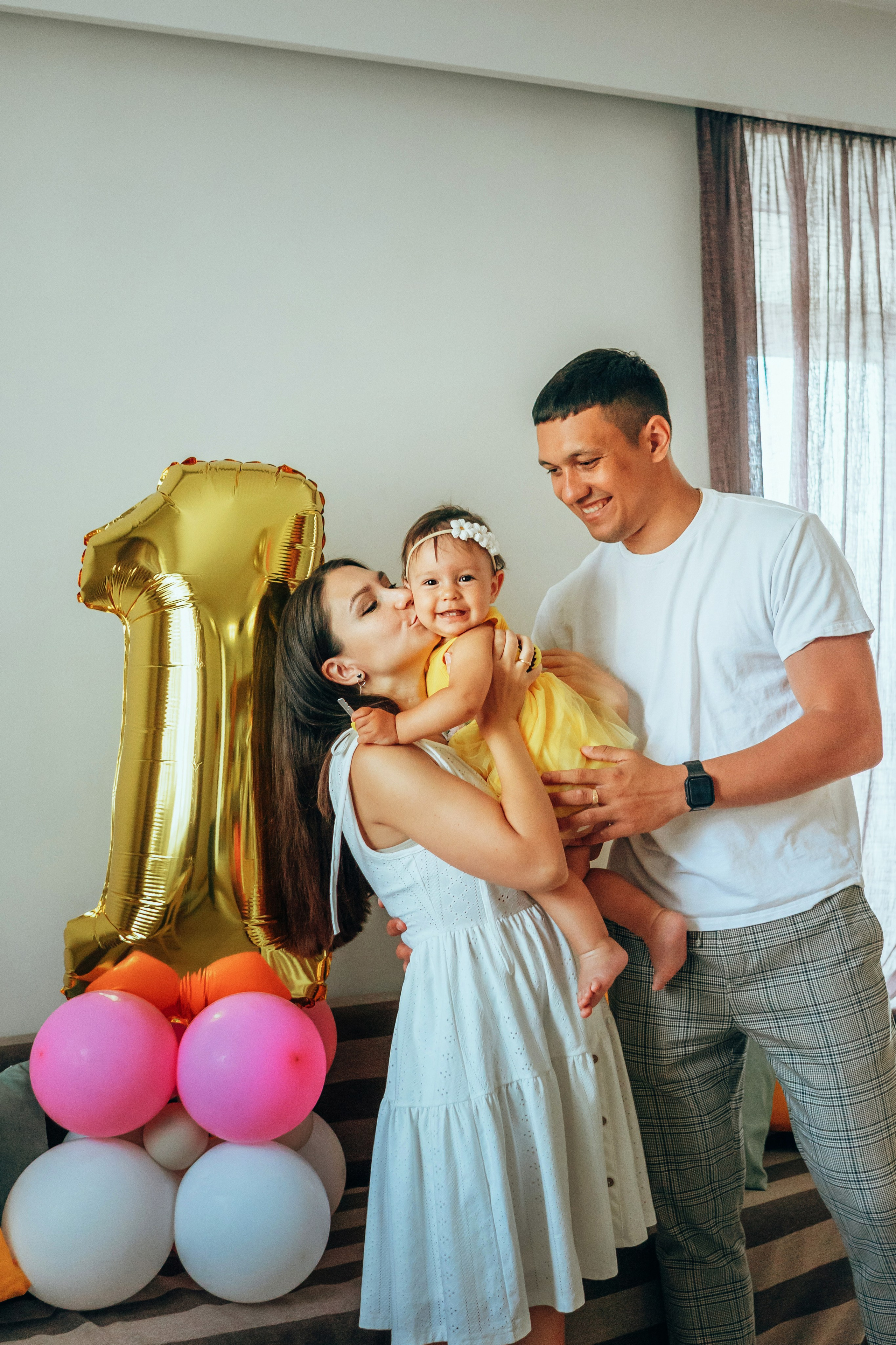 Первый День Рождения Вики. Семейный и детский фотограф в г. Новосибирске Макеева Анастасия