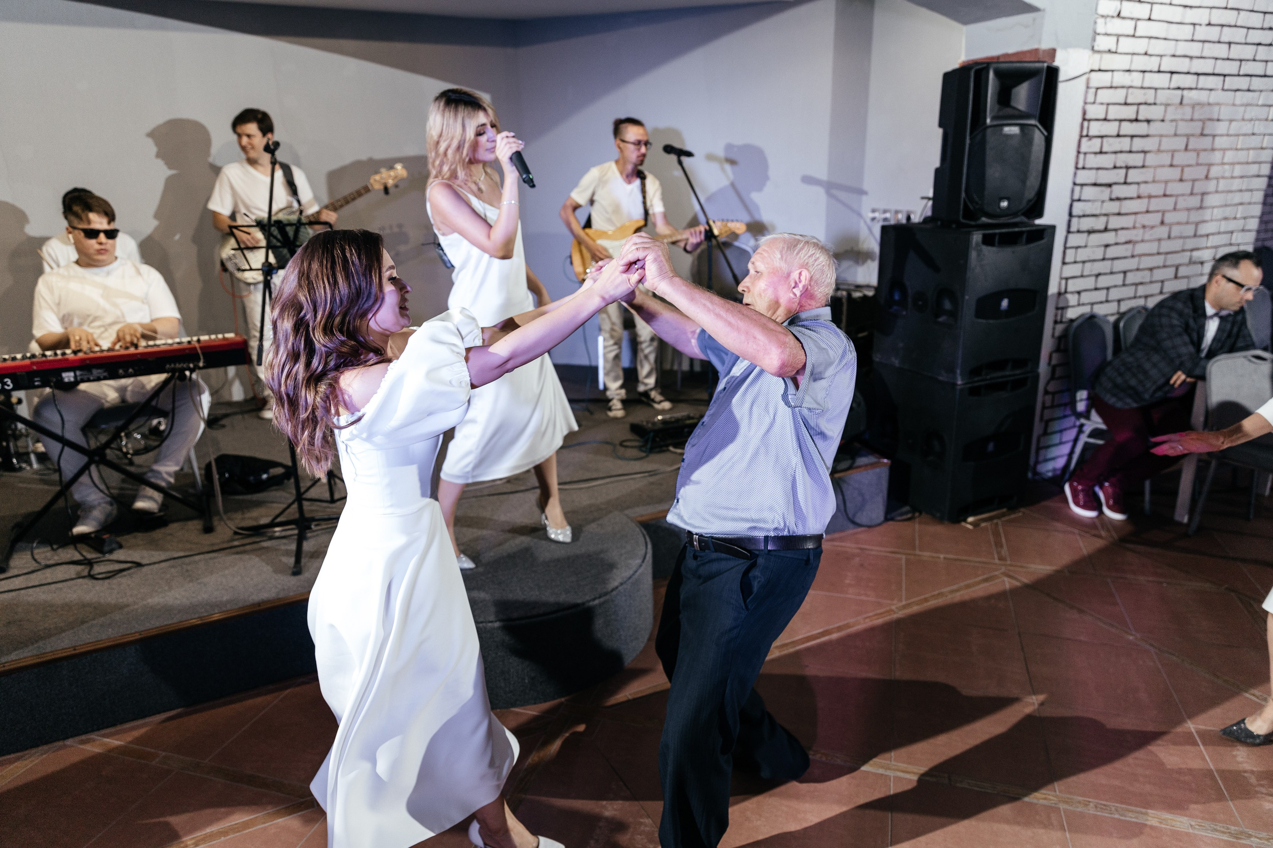 Свадебный фотограф Уфа — Руслан ГабдлисламовЖивые эмоции, красивые кадры, воспоминания на всю жизнь.Работаю по всей Республике Башкортоста. Свадебный фотограф Уфа Руслан Габдлисламов