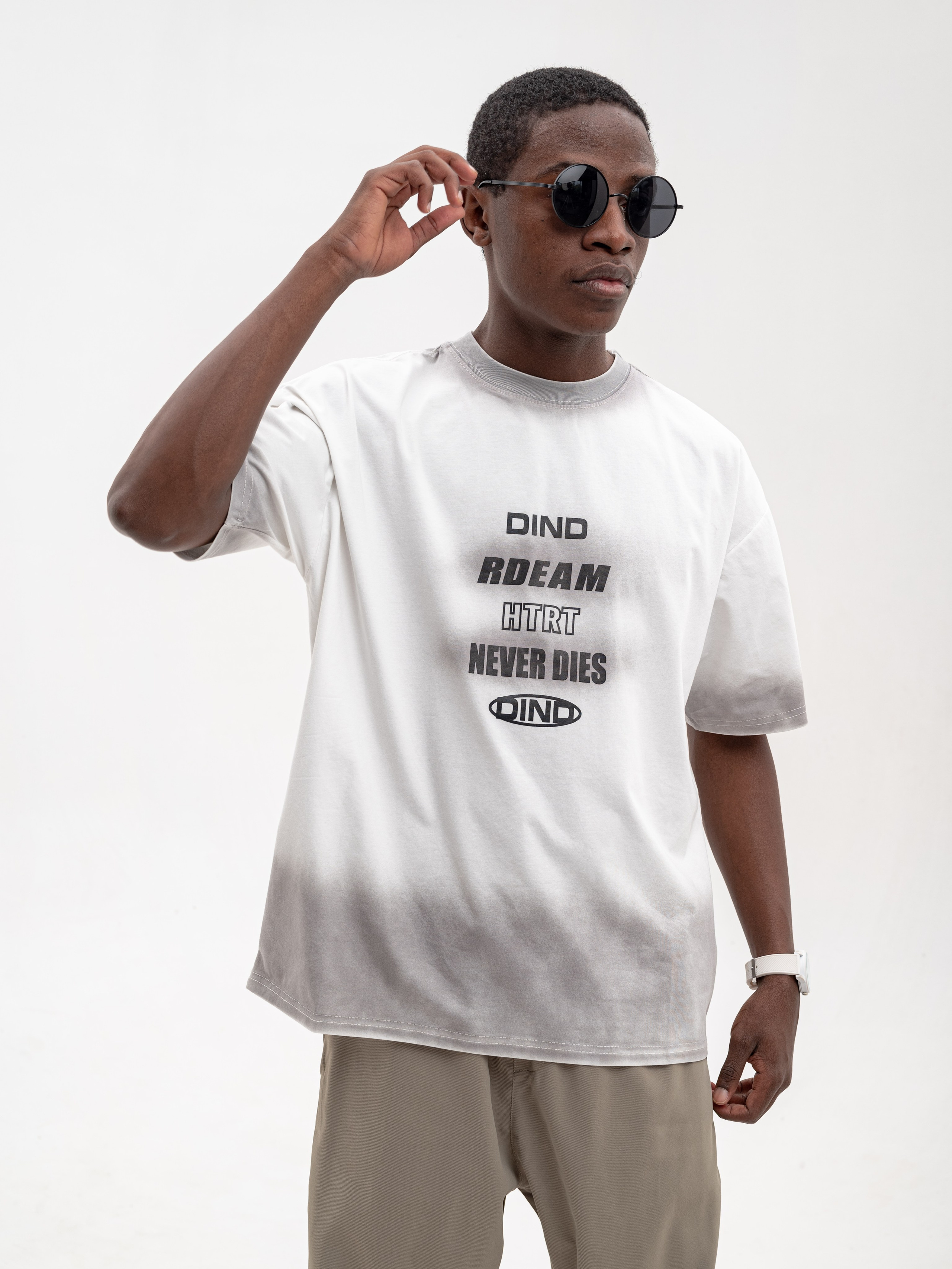 Подростковые вещи. Предметный фотограф, фото для маркетплейсов Пятигорск, КМВ