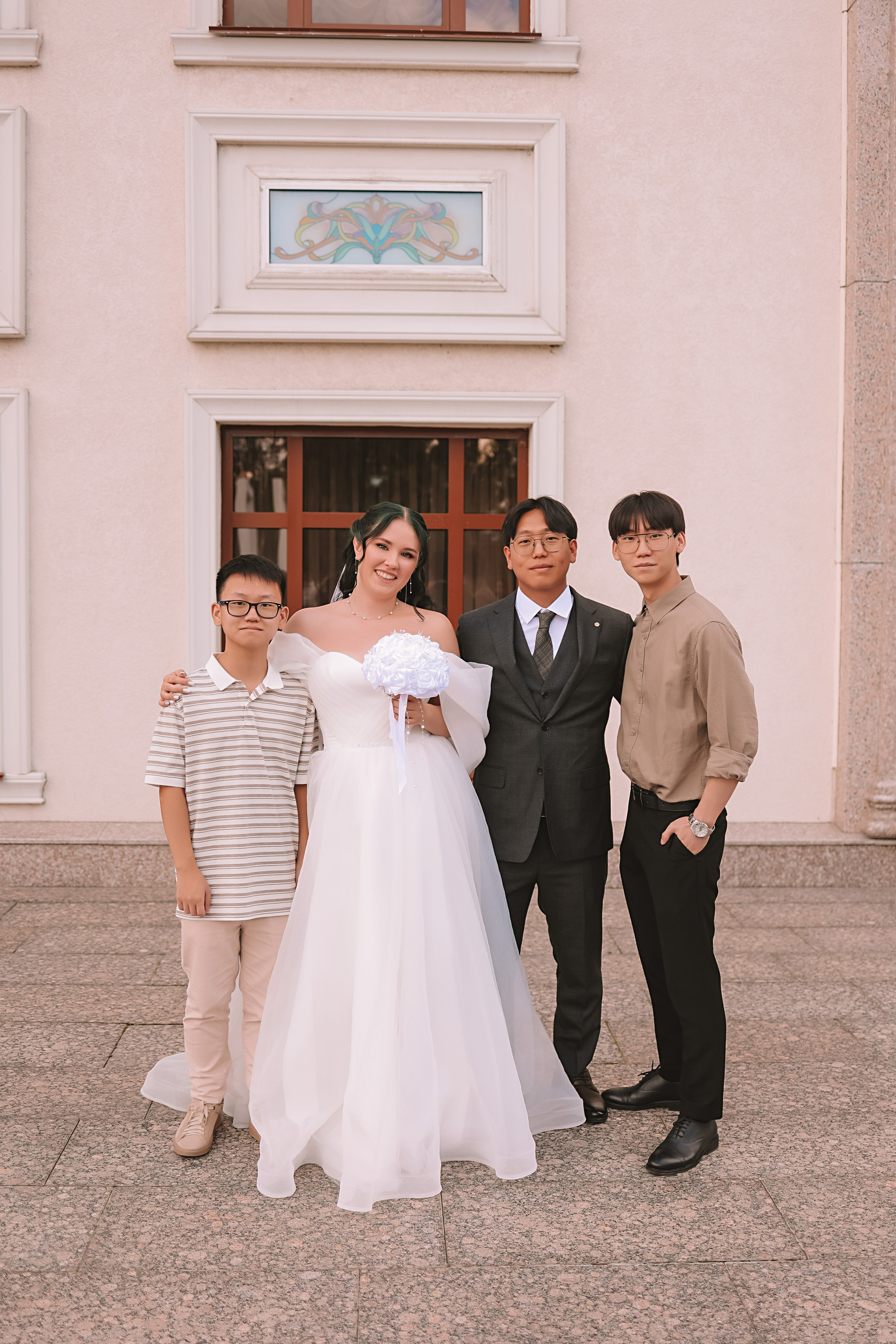 Айвазовский и парк дружбы народов. Семейный фотограф Тюмень, фотограф на роды Салмина Мария